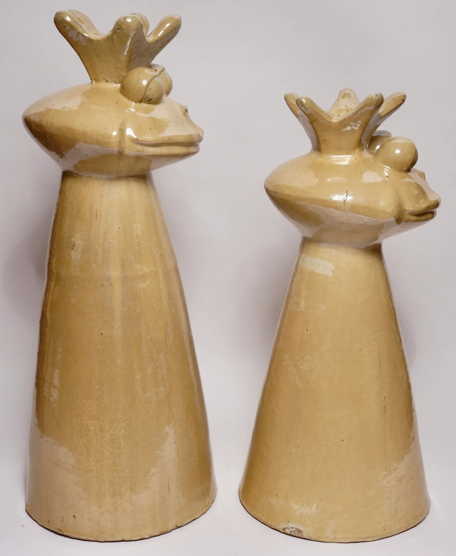 Vintage King Frog Garden Statues - Set of 2 - 3
