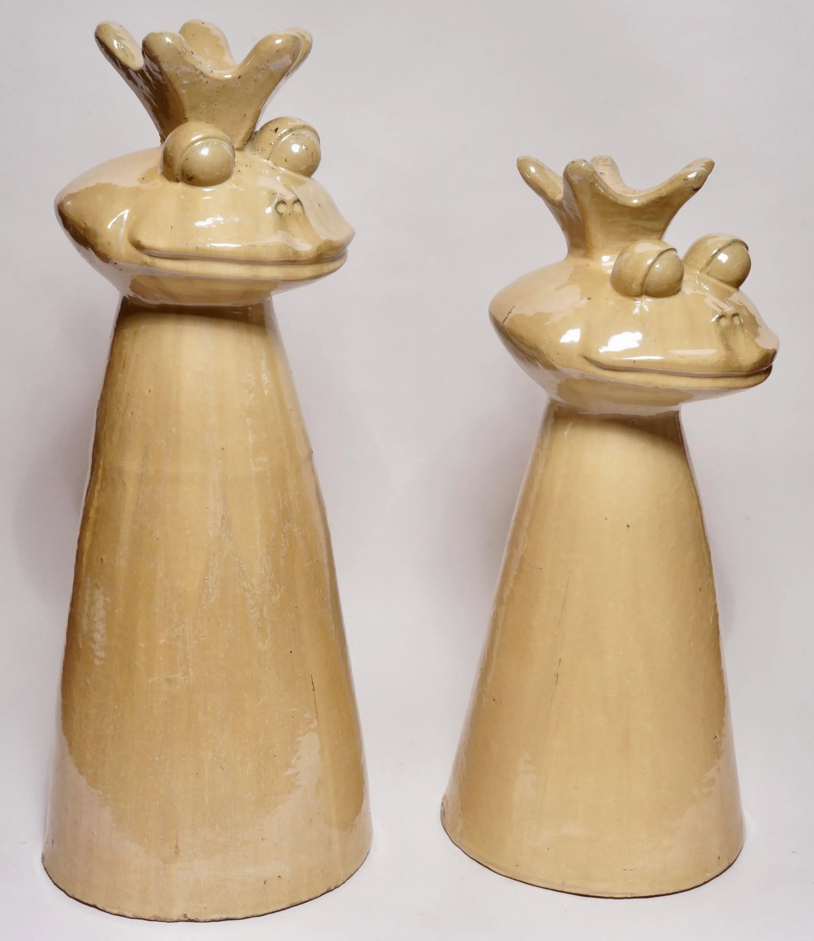 Vintage King Frog Garden Statues - Set of 2 - 5