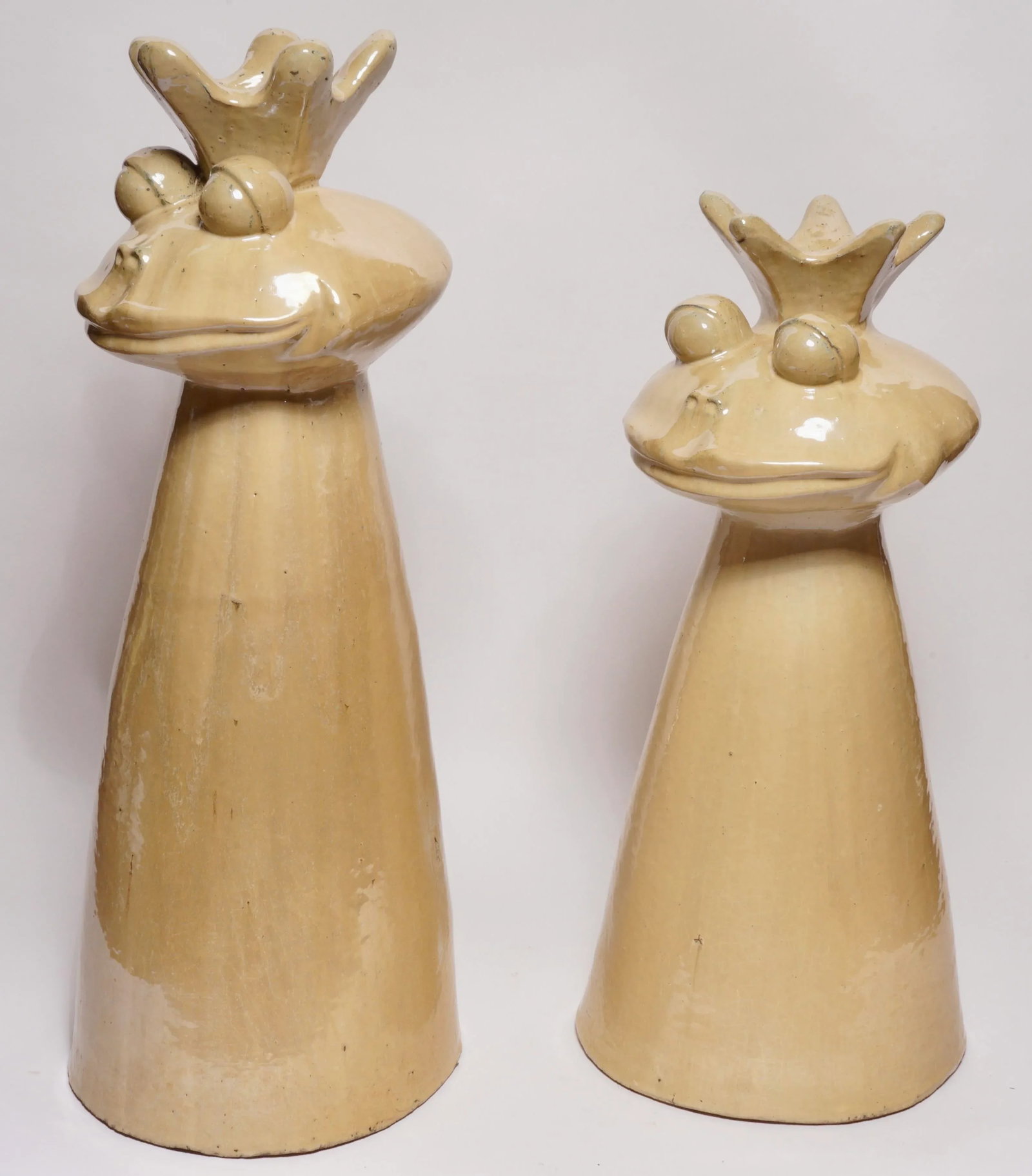 Vintage King Frog Garden Statues - Set of 2 - 6