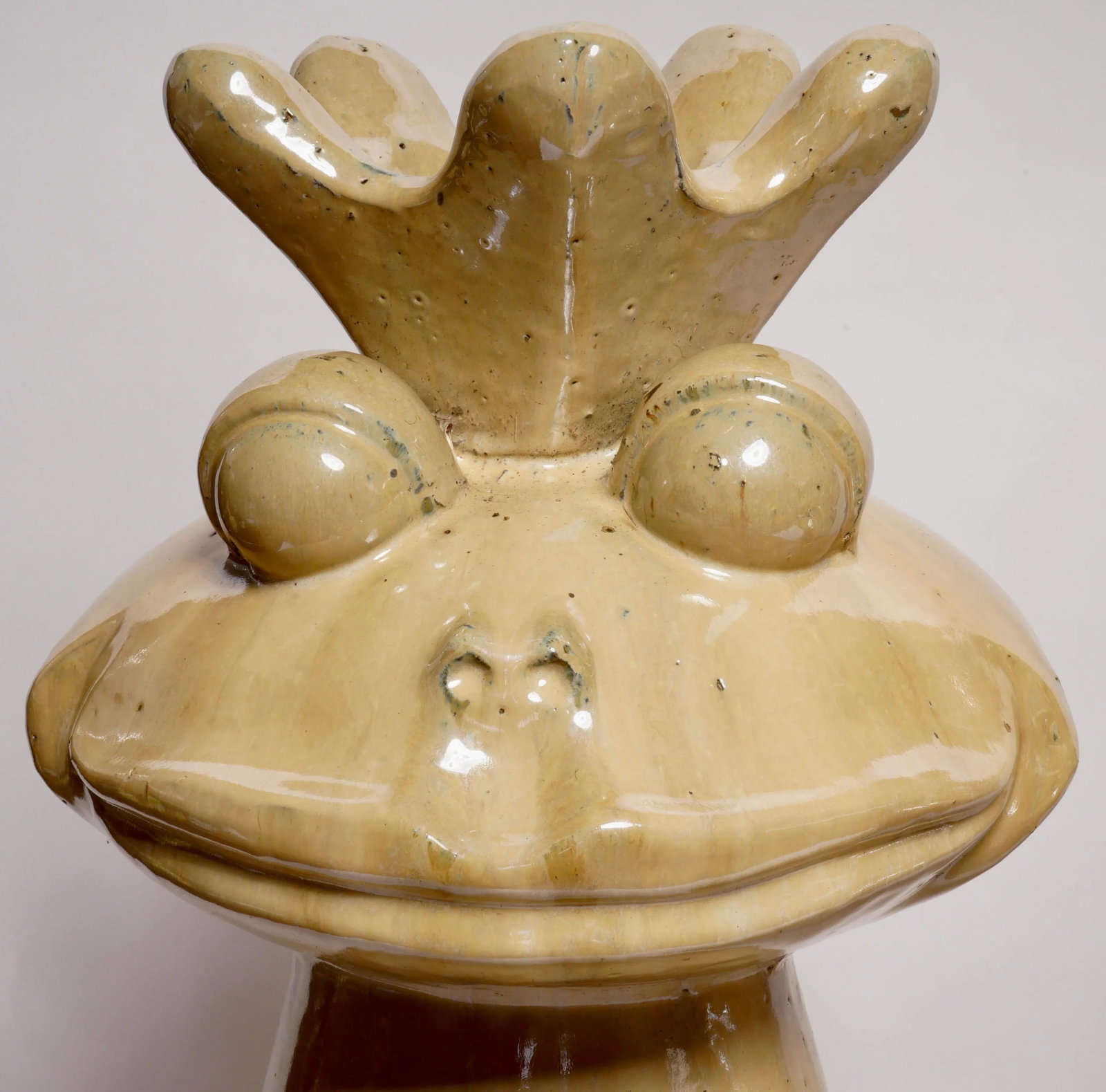 Vintage King Frog Garden Statues - Set of 2 - 7