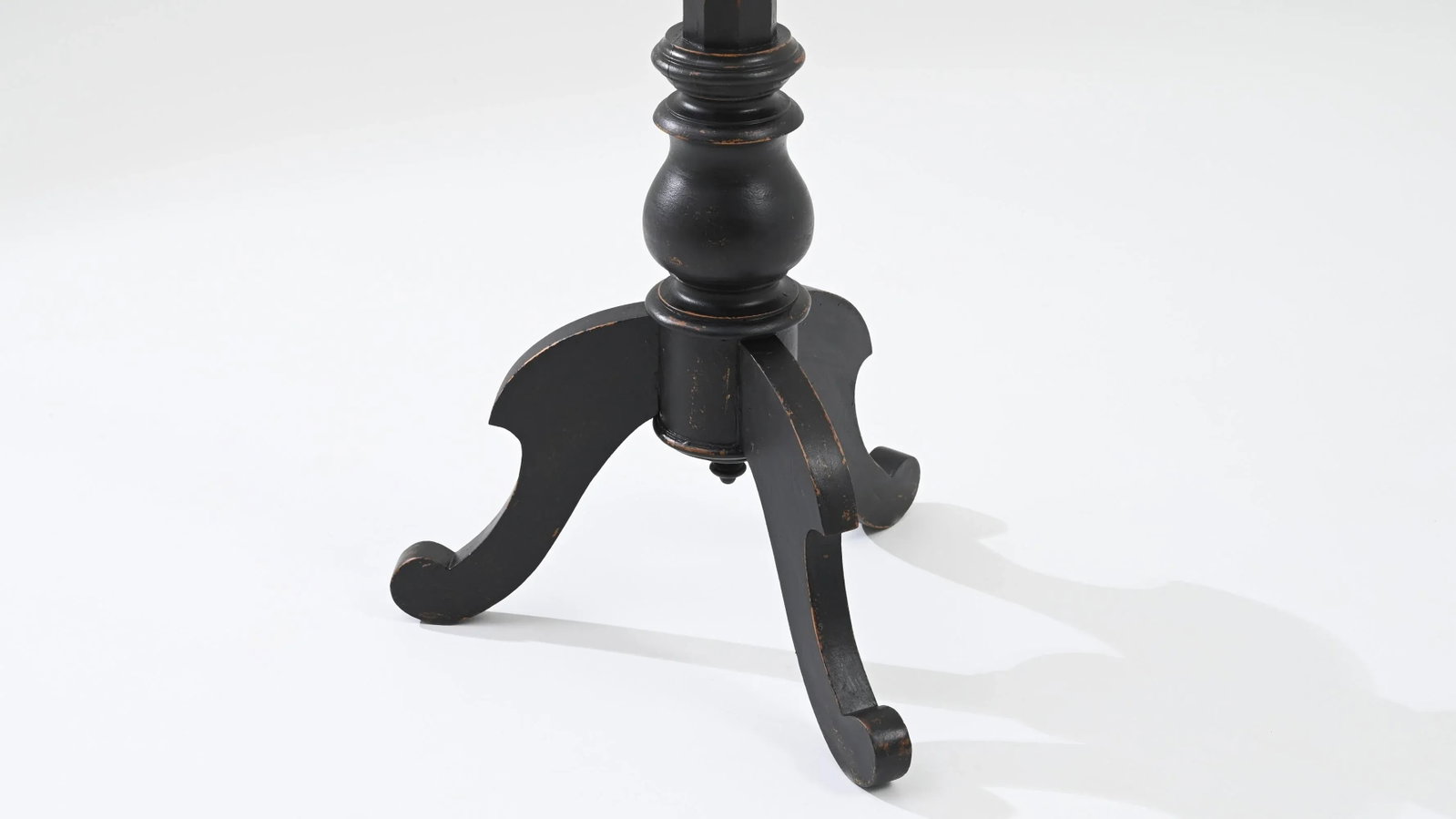 1900s French Wooden Floor Hanger - 6