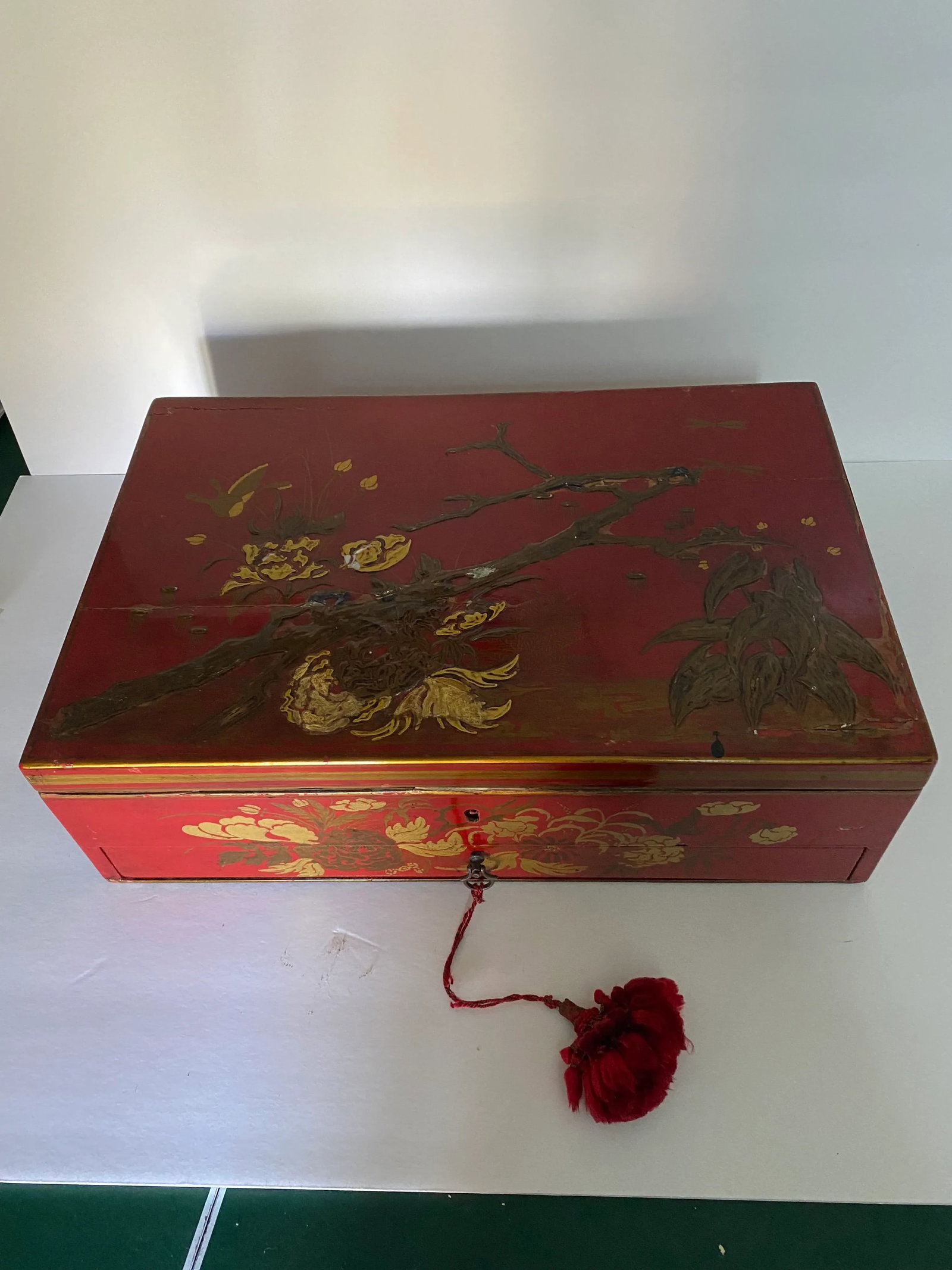 Late 19th Century Antique Red Lacquer Sewing Box - 2