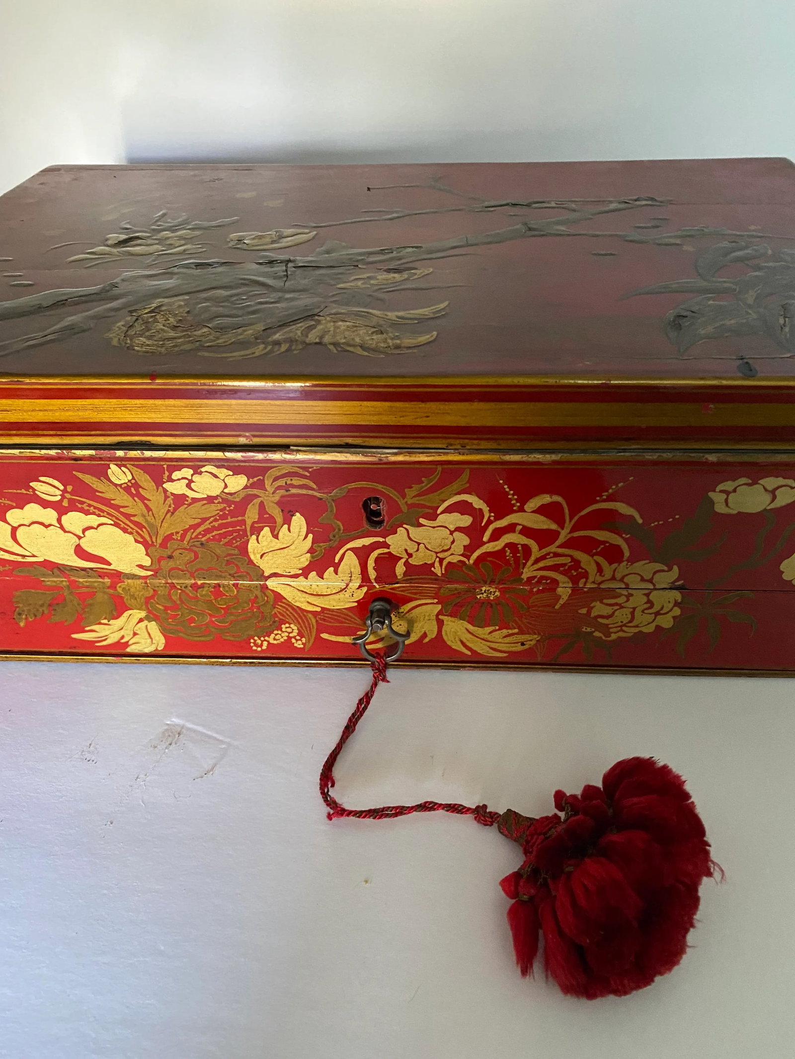Late 19th Century Antique Red Lacquer Sewing Box - 6