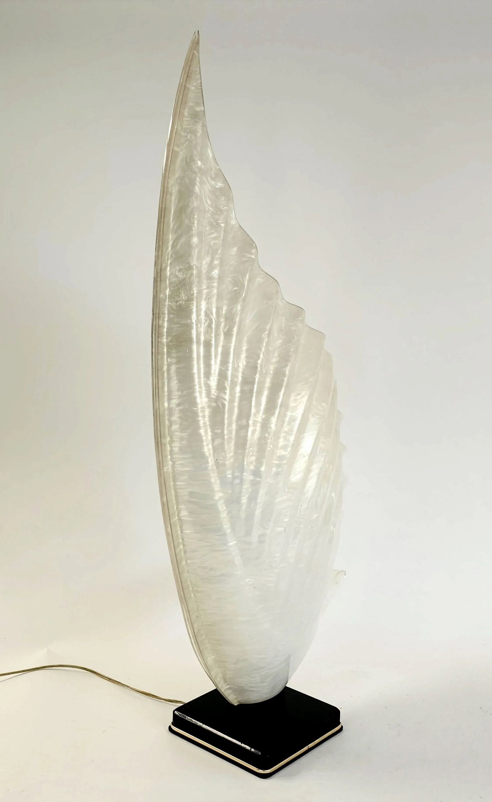 Vintage Sea Shell Shaped Rougier Acrylic Table Lamp - 7