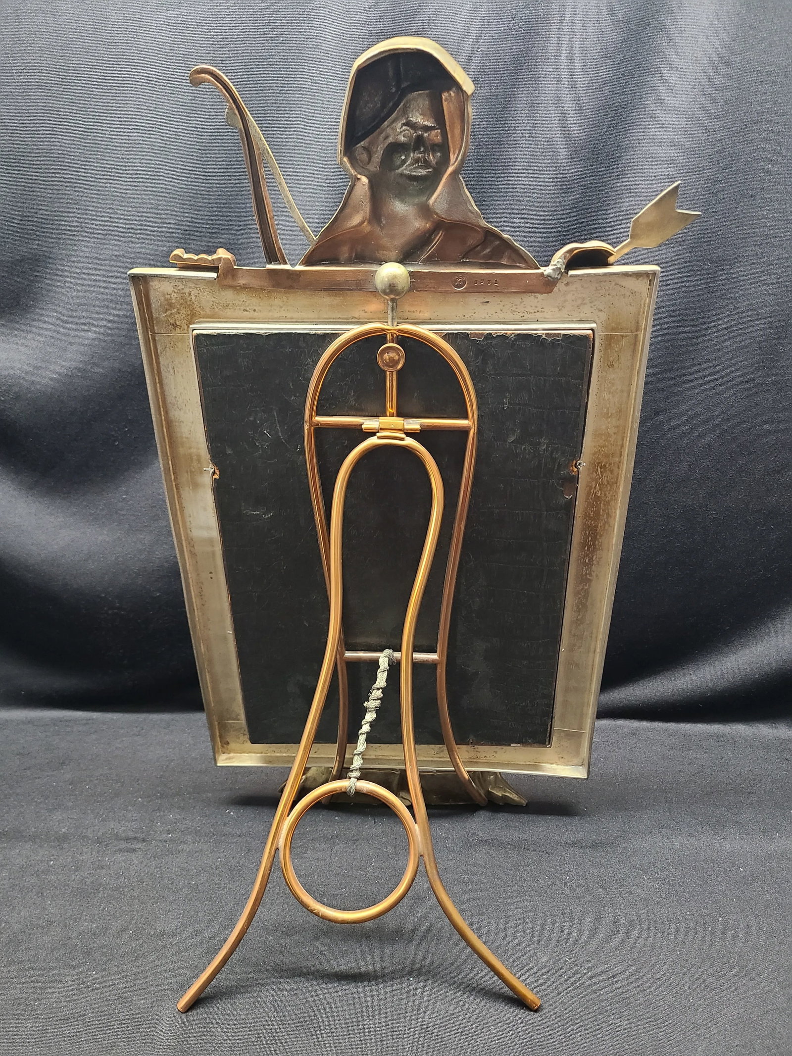Late 19th Century Native Woman Mirror and Frame 9931 by Meriden Brittania Co. - 3