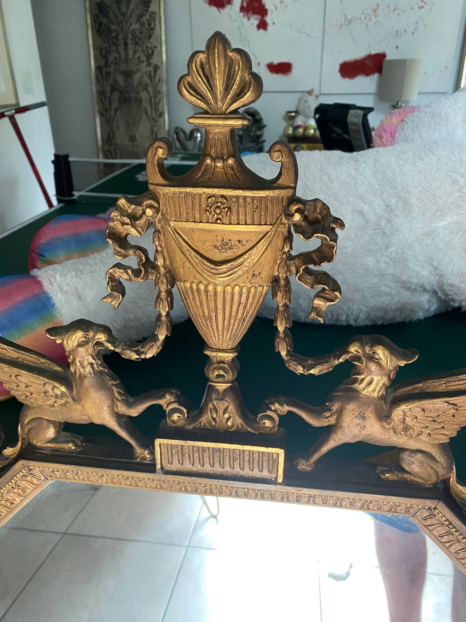 1960s Hollywood Regency Gold Gilt Wood & Geso Mirror - 3