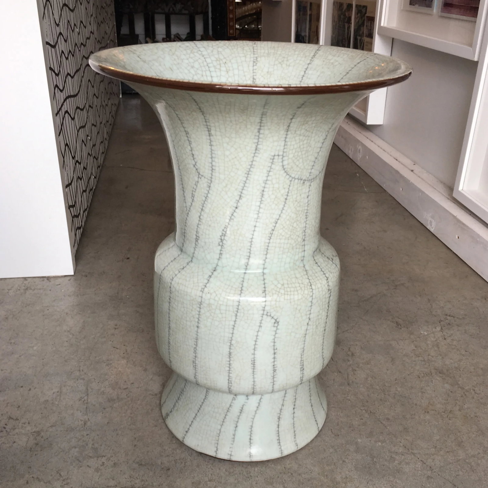 Crackle Ceramic Umbrella Stand - 12