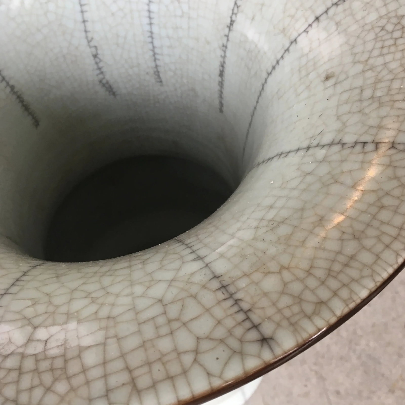 Crackle Ceramic Umbrella Stand - 3