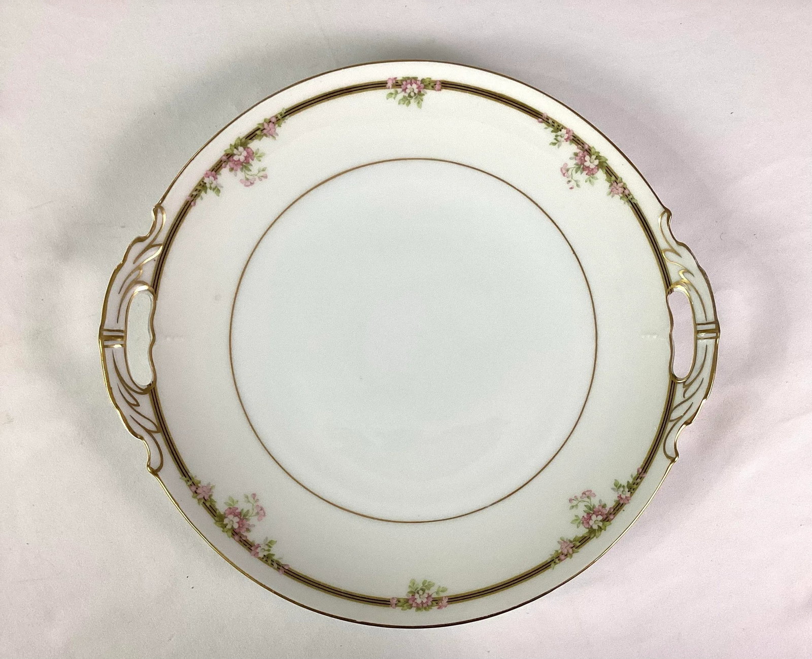 Late 19th Century Imperial Crown China Austria Dinnerware Service for Twelve- 75 Pieces - 10
