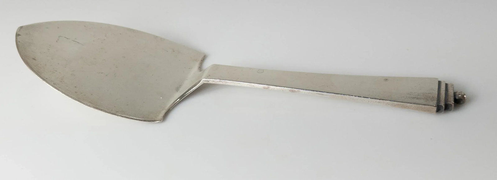 Mid-Century Modern Sterling Silver Server in Pyramid Pattern by Georg Jensen - 2