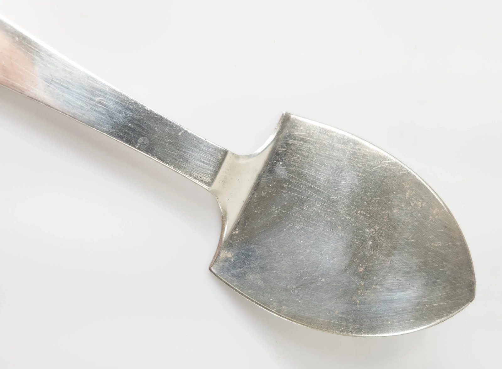 Mid-Century Modern Sterling Silver Server in Pyramid Pattern by Georg Jensen - 6