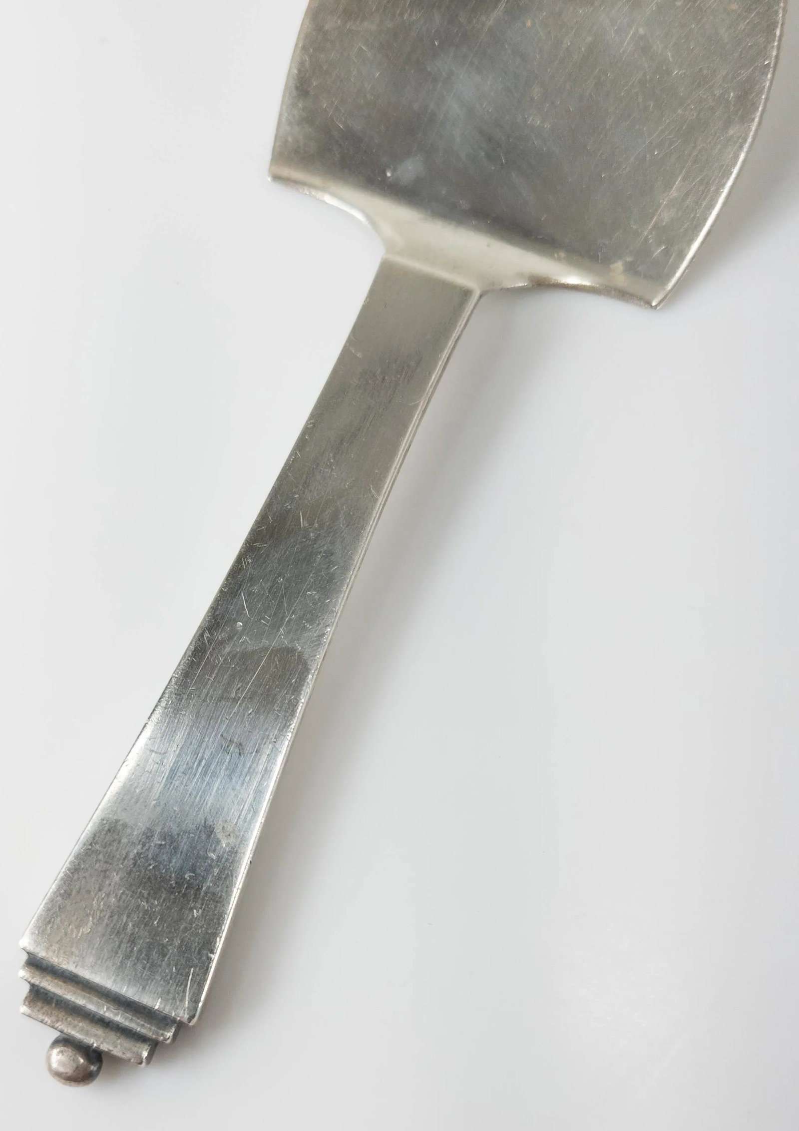 Mid-Century Modern Sterling Silver Server in Pyramid Pattern by Georg Jensen - 7