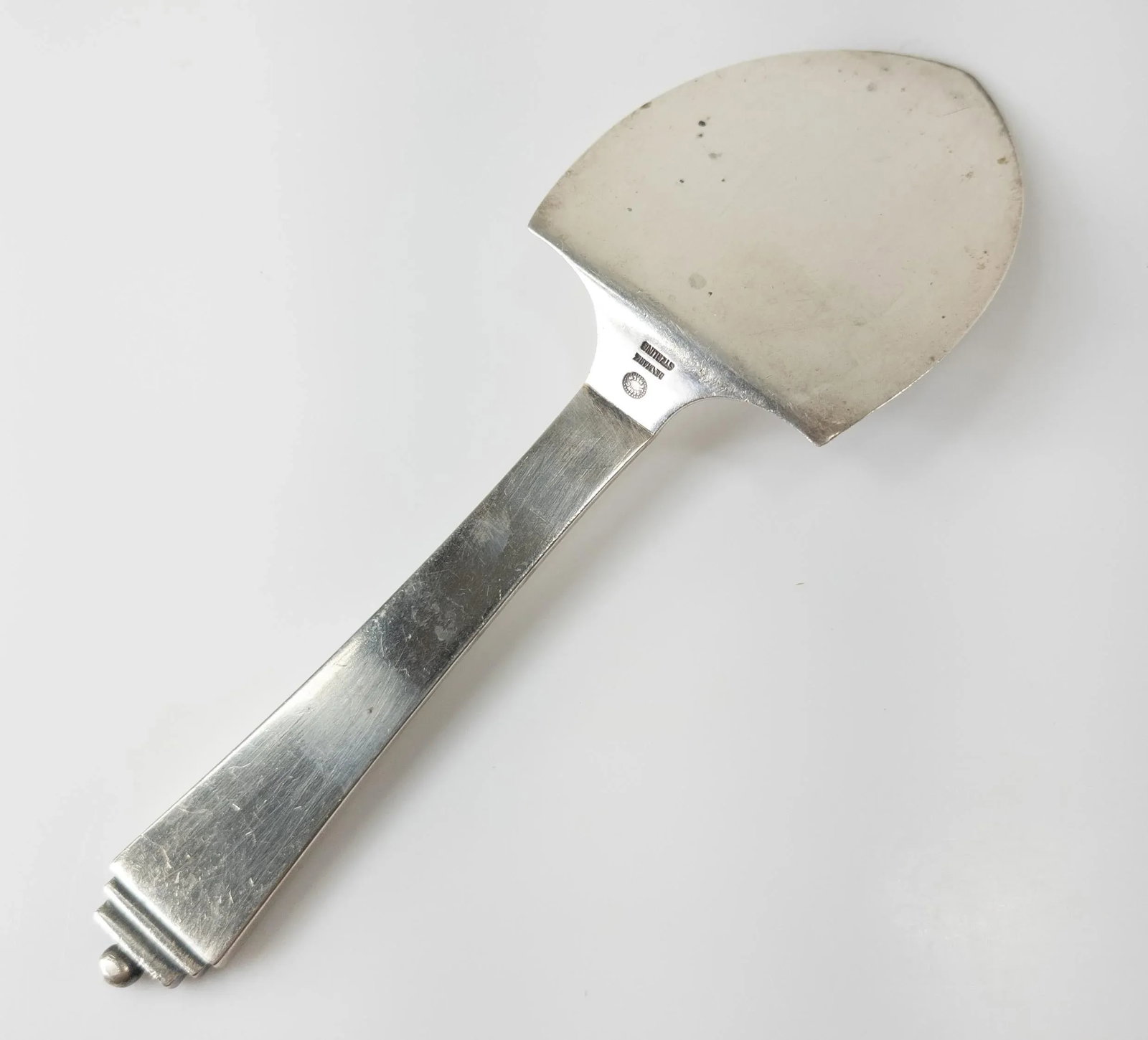 Mid-Century Modern Sterling Silver Server in Pyramid Pattern by Georg Jensen - 8