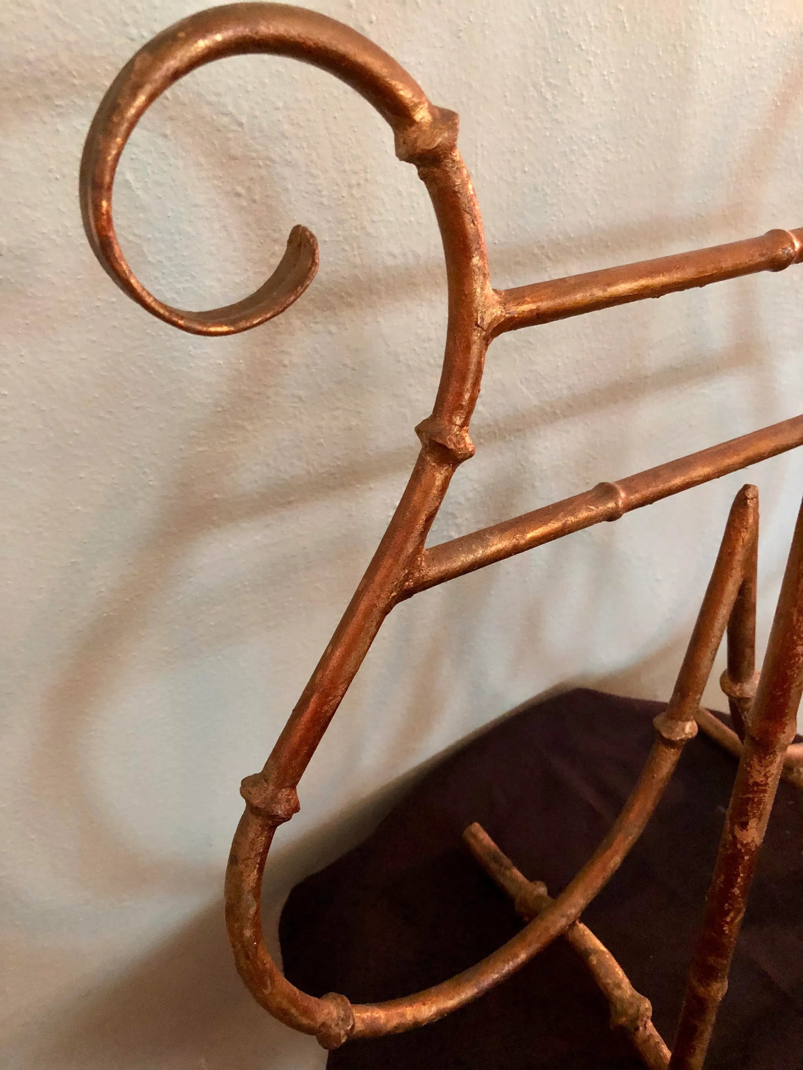 1950s Vintage Hollywood Regency Faux Bamboo Magazine Rack - 6
