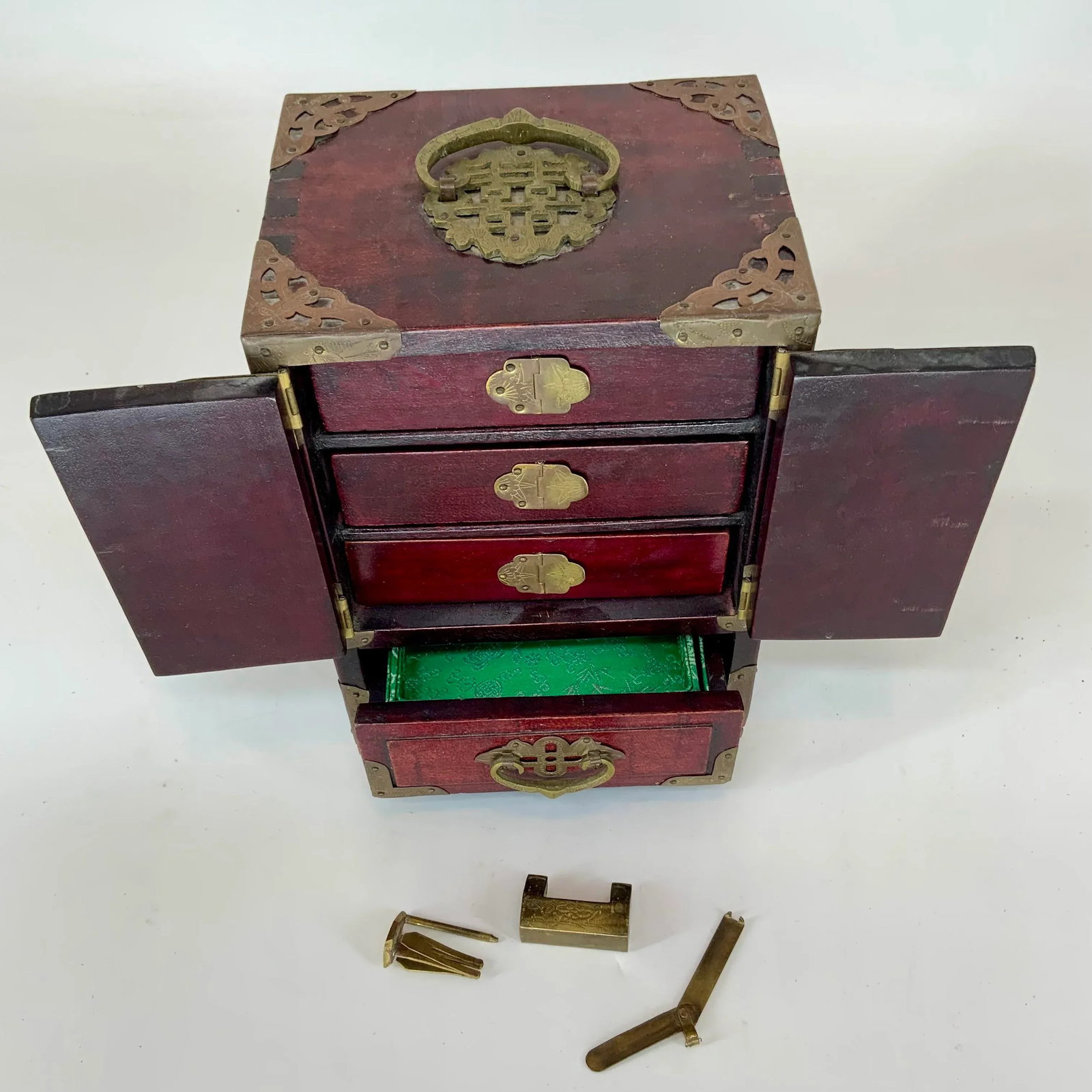 Vintage Chinese Jewelry Box With Carved Hardstone Inserts and Brass Hardware - 6