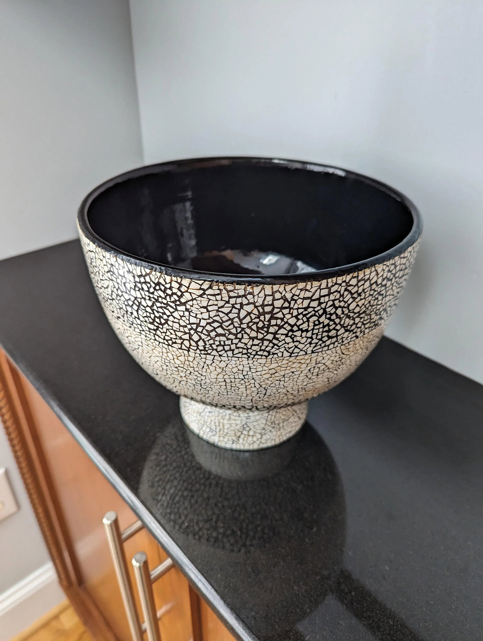 Lacquered Eggshell Bowl - 1990's Vintage - 4