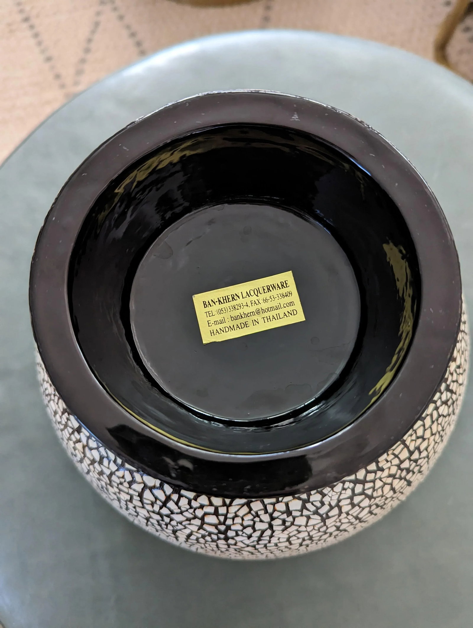 Lacquered Eggshell Bowl - 1990's Vintage - 7