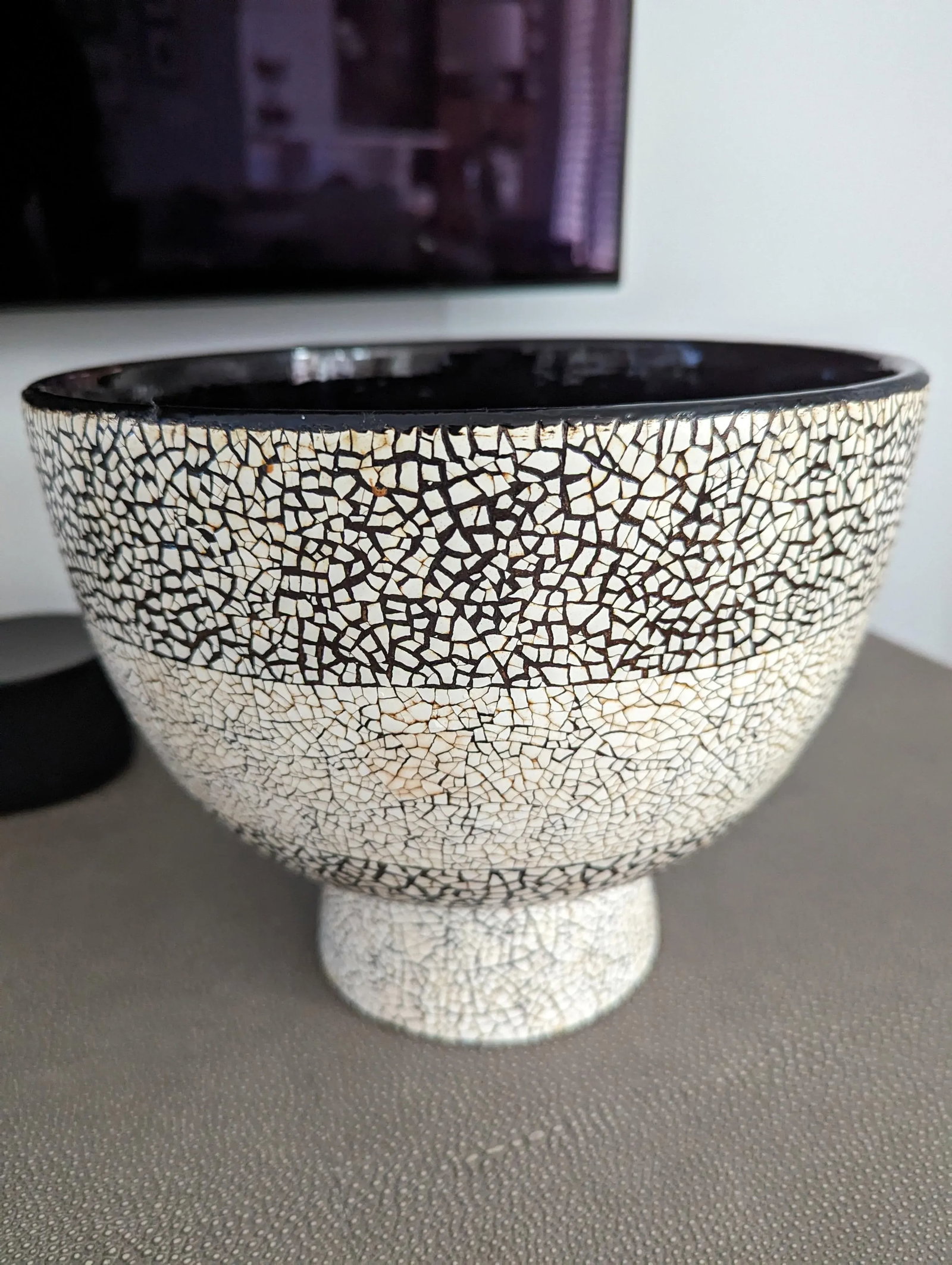 Lacquered Eggshell Bowl - 1990's Vintage - 8