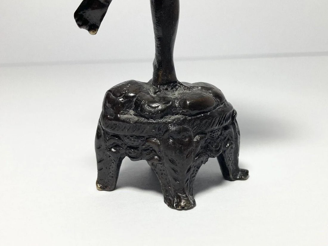 Antique Early 1900s French Cherub Putti Playing Flute Bronze Statuette - 4