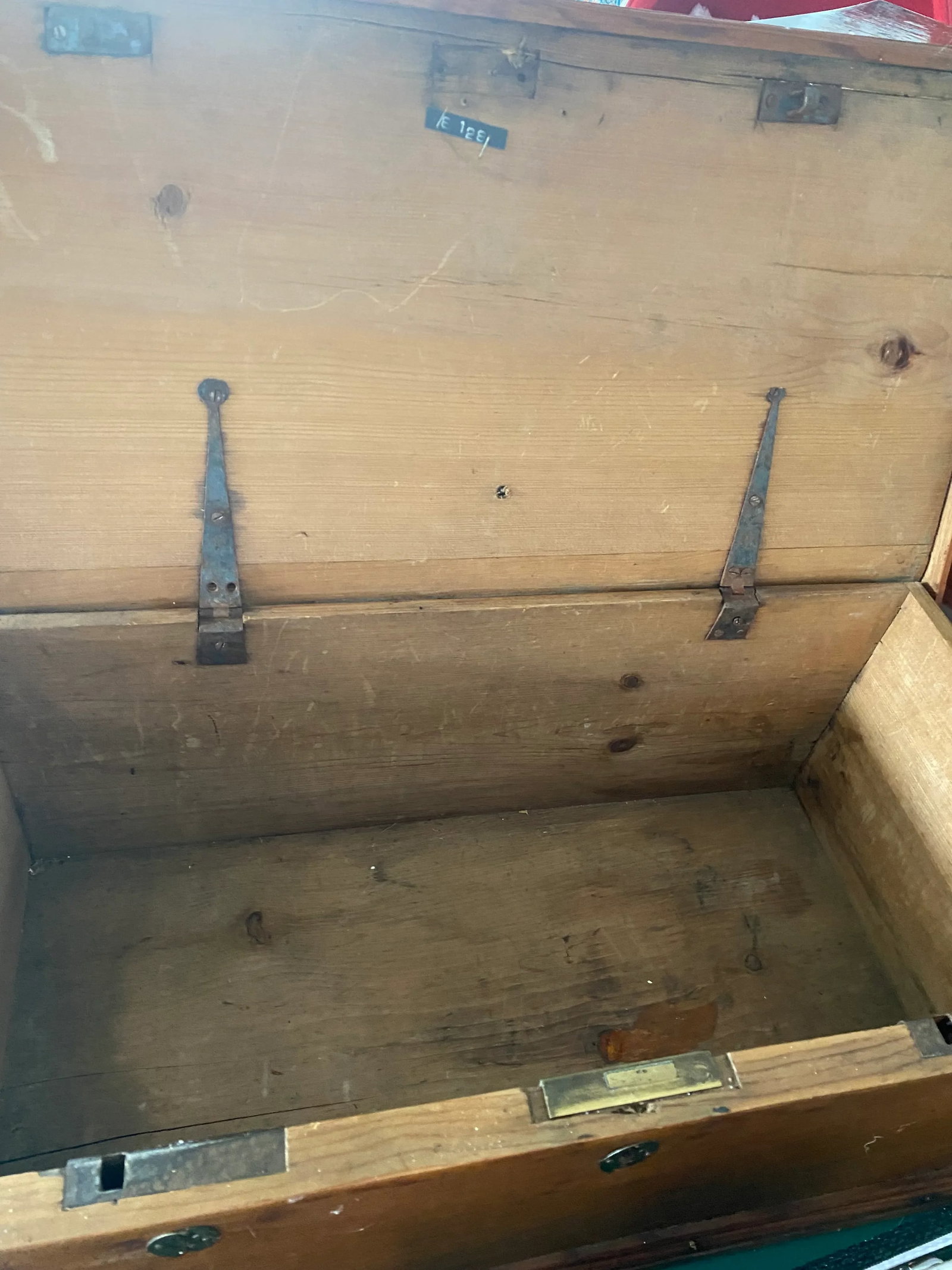 Late 19th Century Large Antique Pine Box - 3