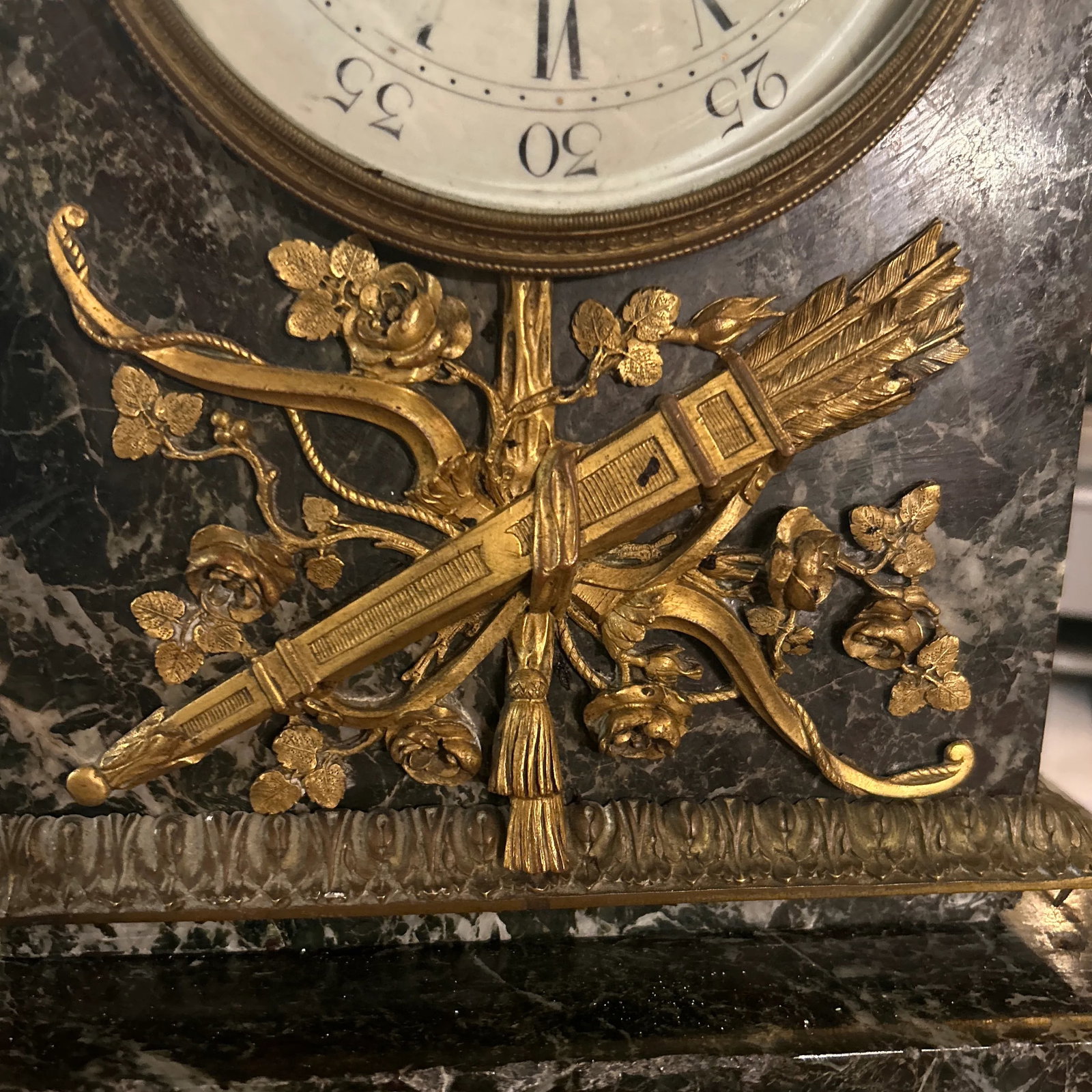 French Antique Marble Figural Bronze Mantel Clock Eagle, Raingo Feres, Circa 1880 - 3