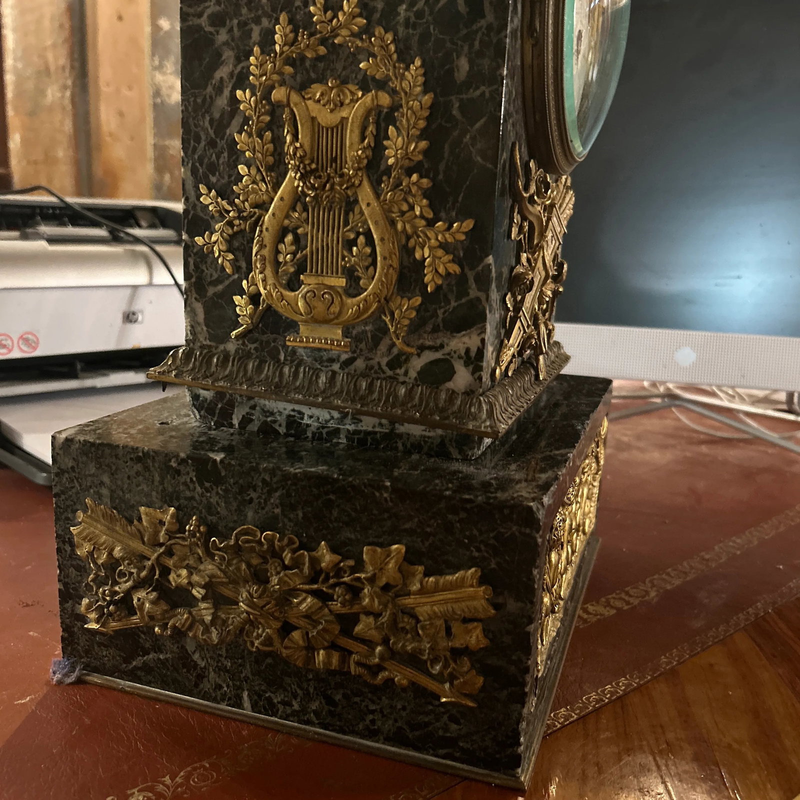 French Antique Marble Figural Bronze Mantel Clock Eagle, Raingo Feres, Circa 1880 - 5