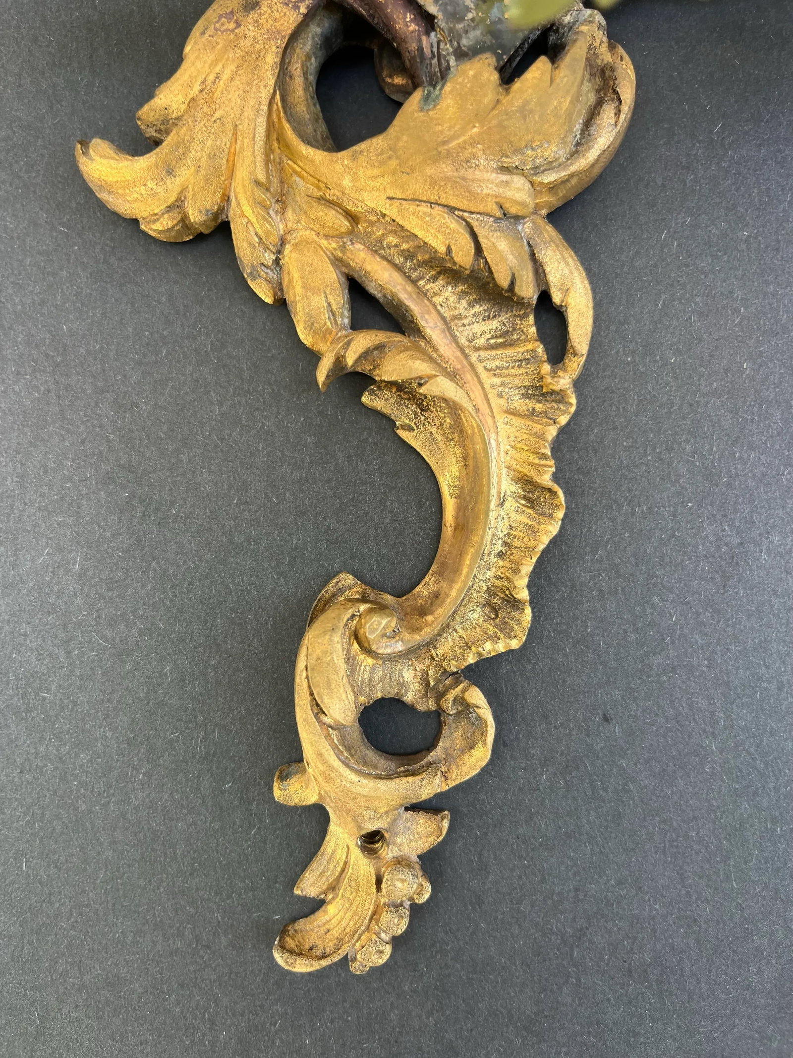 French Pair of Period Louis XV Tole, Ormolu and Porcelain Flower Wall Sconces. - 9
