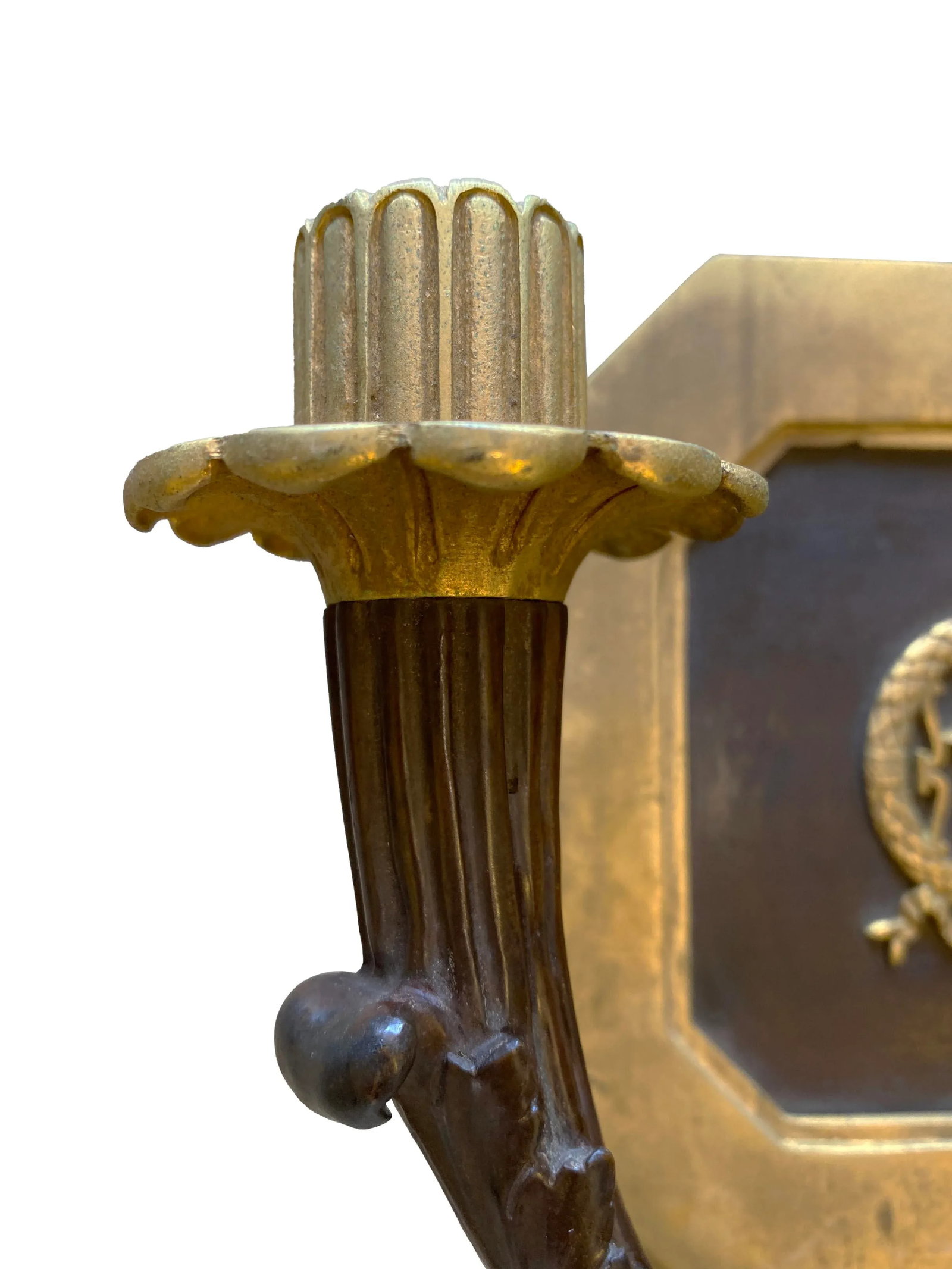 Pair of Roman Neoclassical Gilt and Bronze Candle Sconces With Arrow Motif - 5