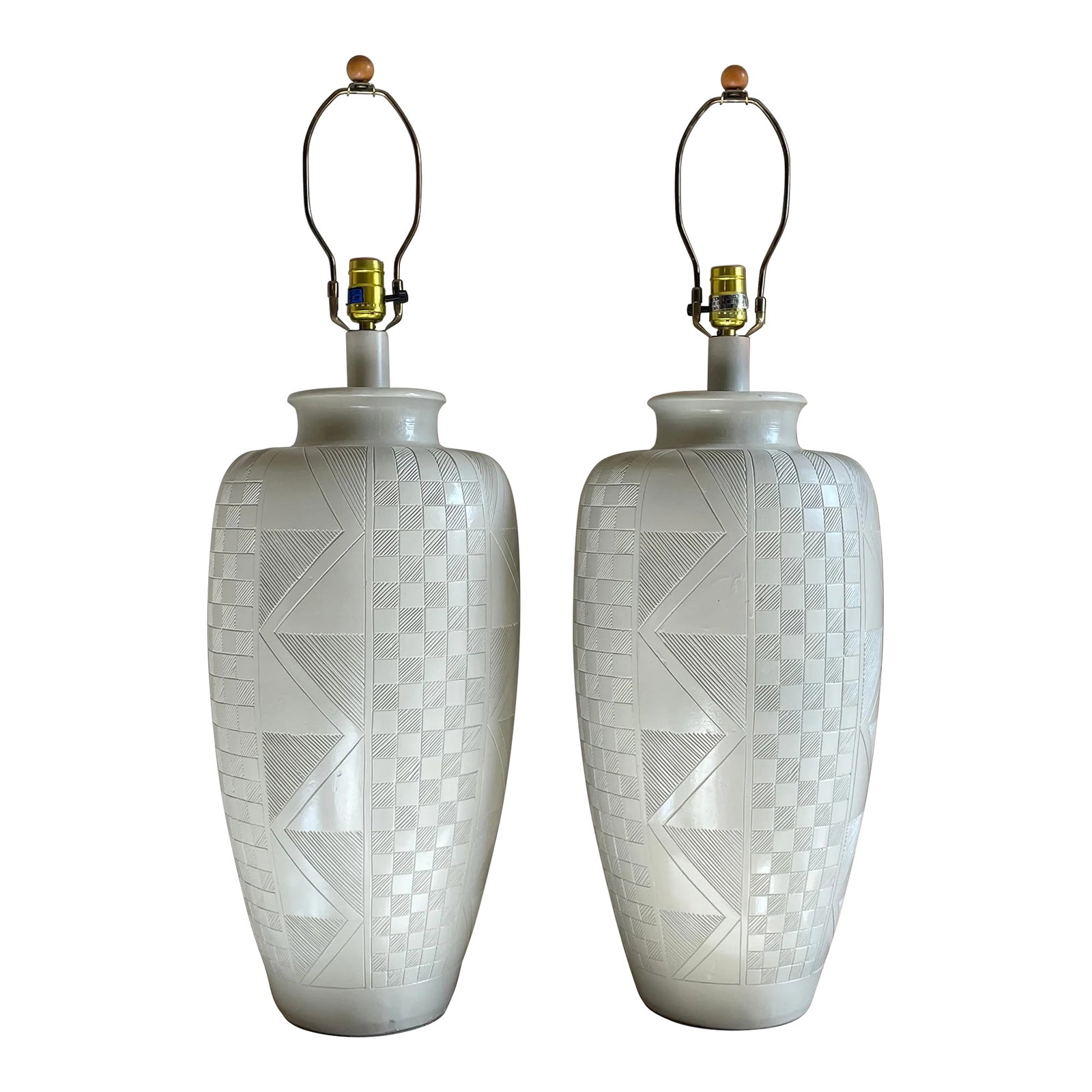Pair of Casual Lamps of California 1988 Etched Post Modern Ceramic Lamps: Huge Pair of Casual Lamps of California 1988 Etched Post Modern Ceramic Lamps These have such a fantastic presentation, texture and pattern that's so rare to find now. The lamps have been painted a ne