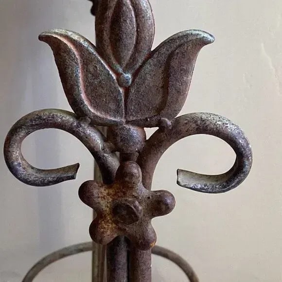 1940s Art Nouveau Style Wrought Iron Palm Leaf Design Firescreen - 6