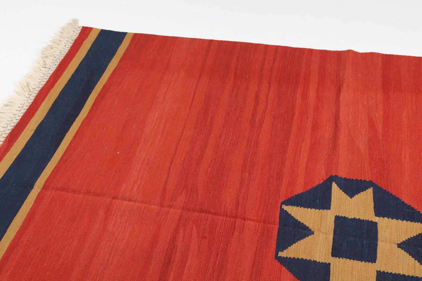 1990s Turkish Handmade Kilim Rug - 5'4'' * 7'9'' - 7