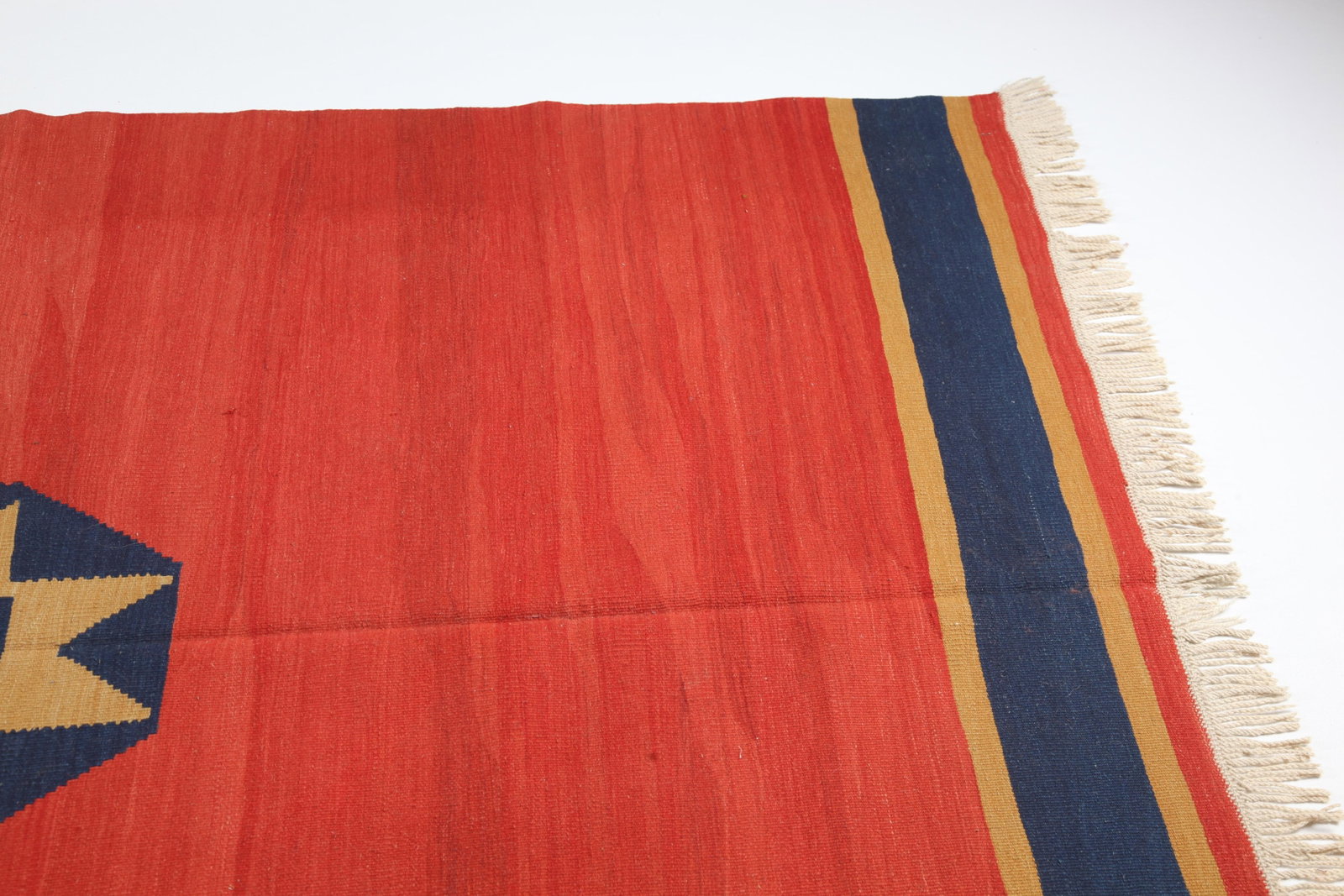 1990s Turkish Handmade Kilim Rug - 5'4'' * 7'9'' - 8