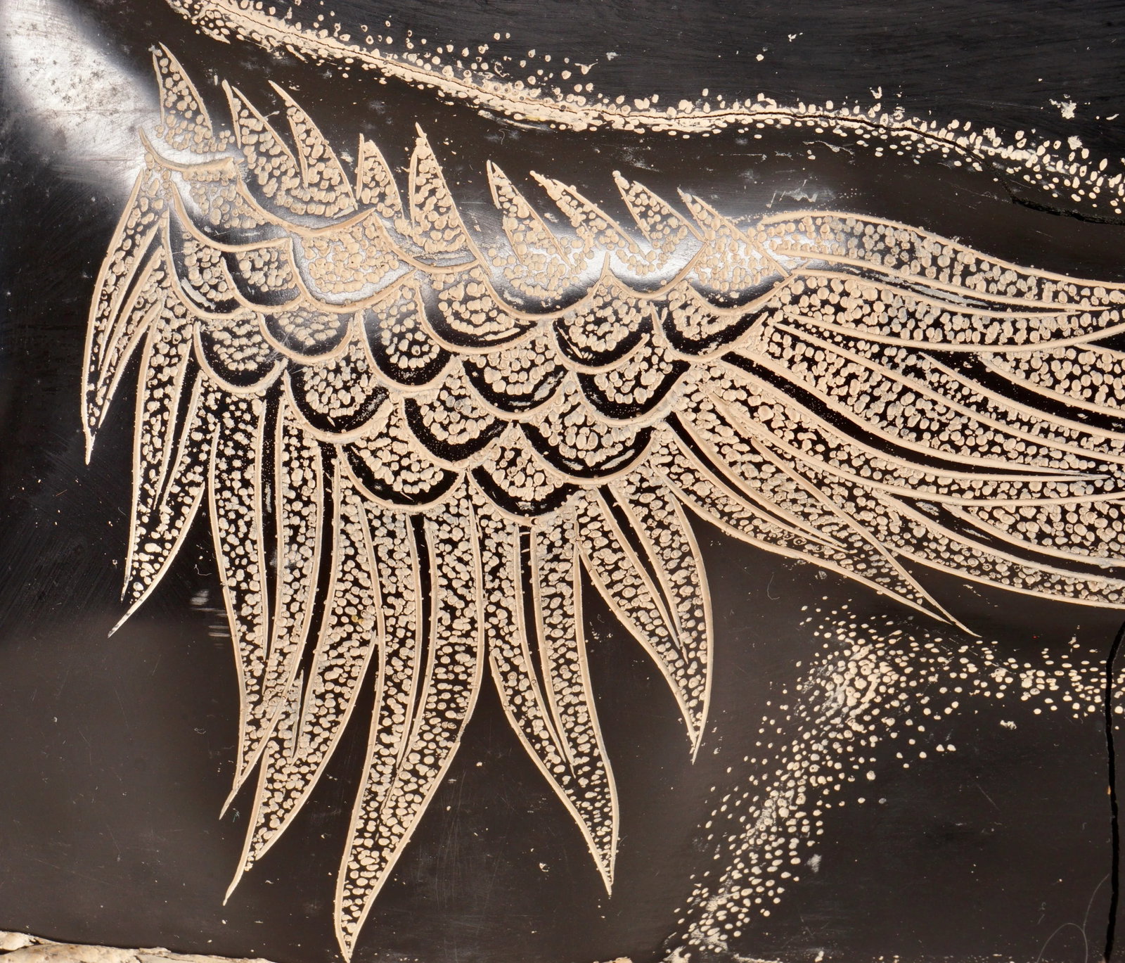 Vintage Etched Stone Spread-Eagle Wings Back Sculpture - 7