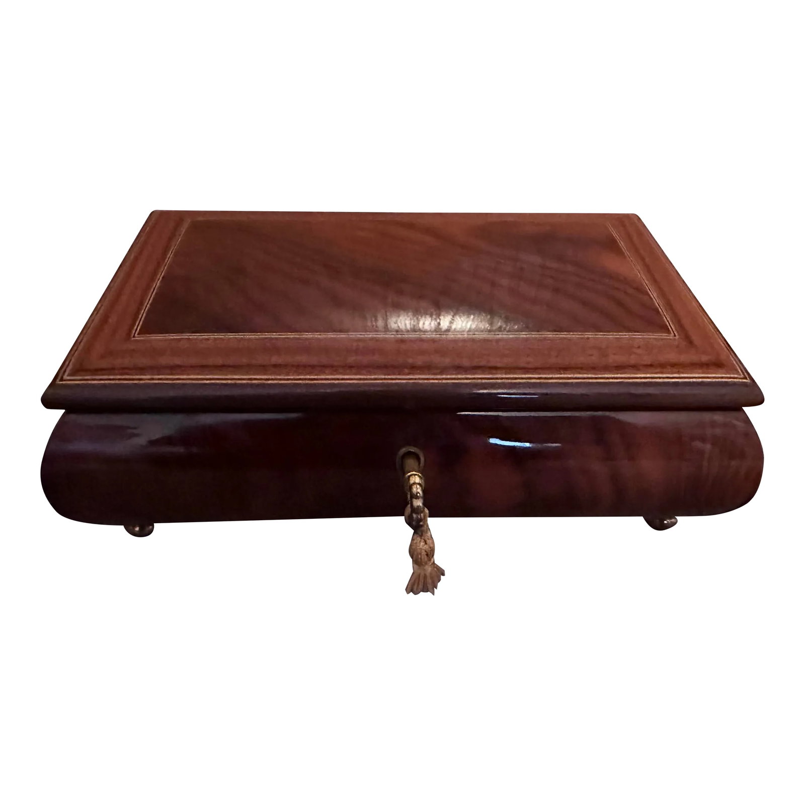 1980s Vintage Stilnovo Intarsi Sorrento Music Box: Italian handmade wooden jewelry music box plays "Lara's Theme" from Dr. Zhivago Swiss Musical Movement Inlay around the border Chocolate brown velvet interior Key with tassel In impeccable condition C