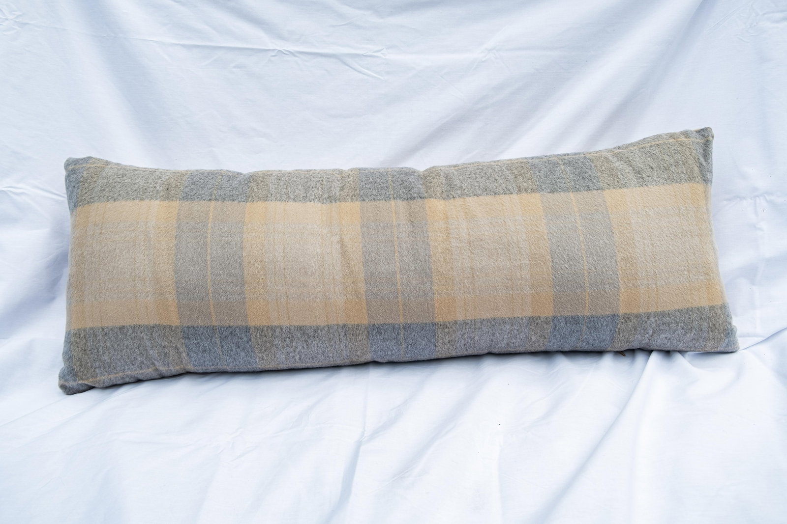 Sandra Jordan Prima Alpaca Single Lumbar Pillow - 2