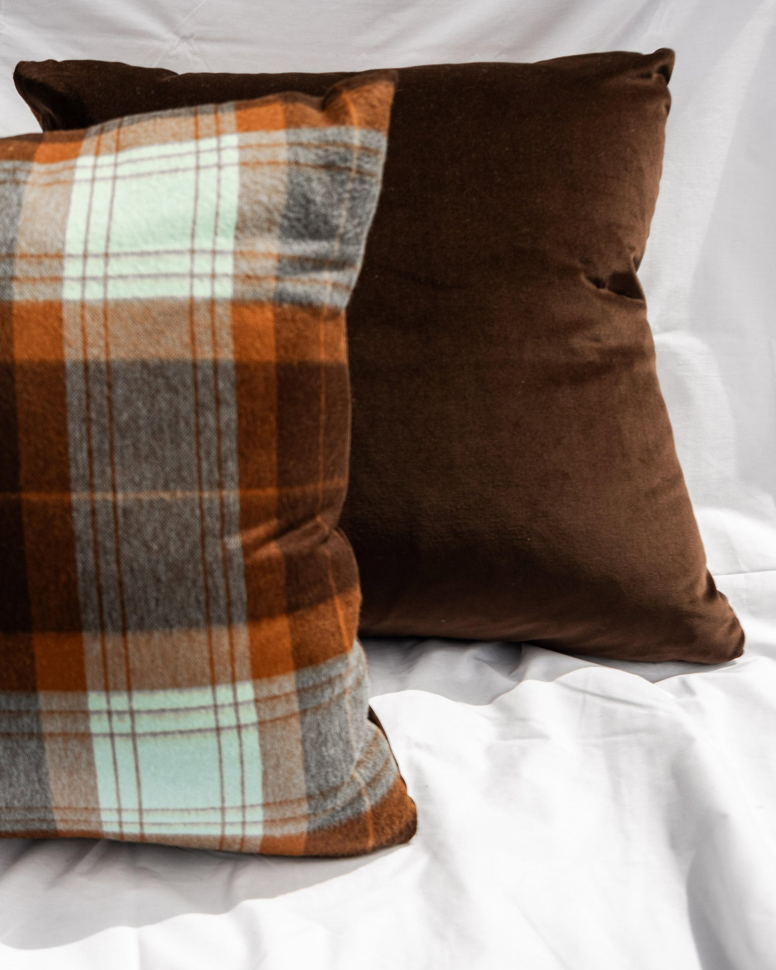 Pair of Sandra Jordan Prima Alpaca Throw Pillows - 3