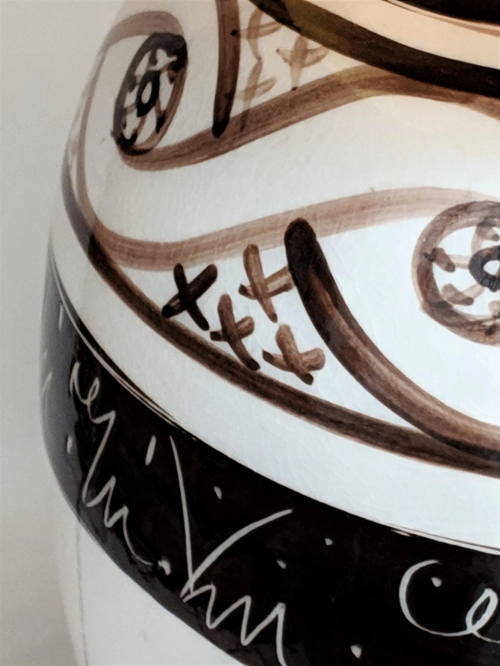 Vintage 1970s Cream & Brown Ceramic Table Lamp - 11