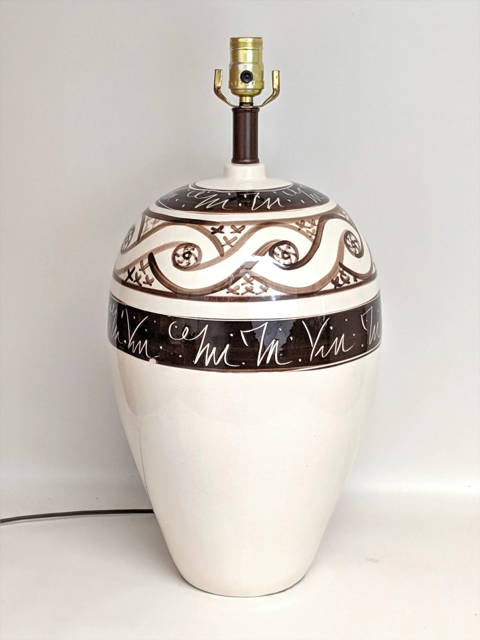Vintage 1970s Cream & Brown Ceramic Table Lamp - 4