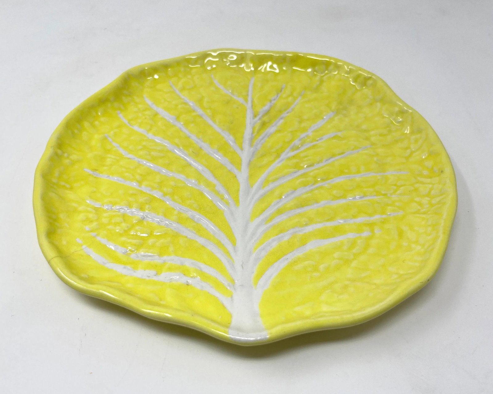 1950s Vintage Portuguese Secla Yellow Majolica Lettuce Leaf Lunch Plates- a Pair - 4