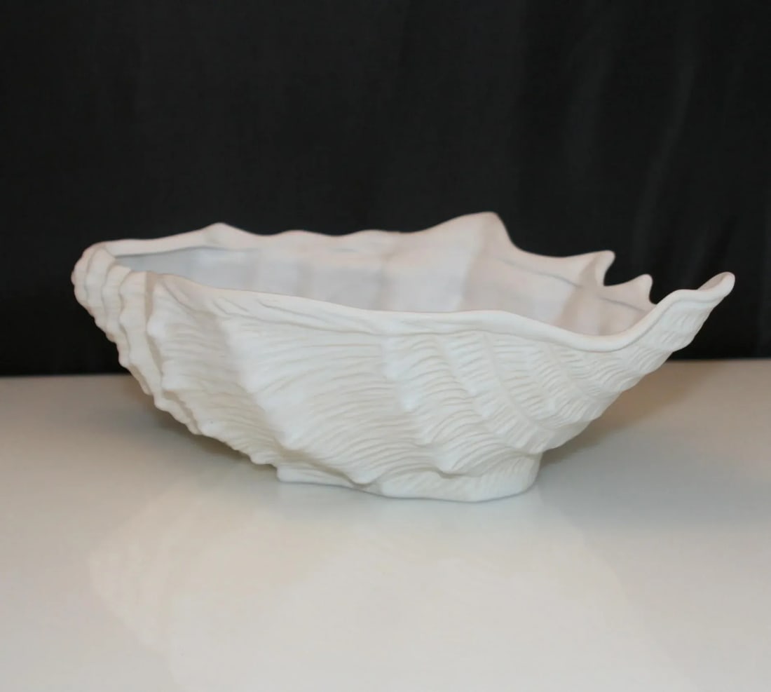 Vintage Fine Porcelain White Conch Shell Vide Poche Bowl - 5