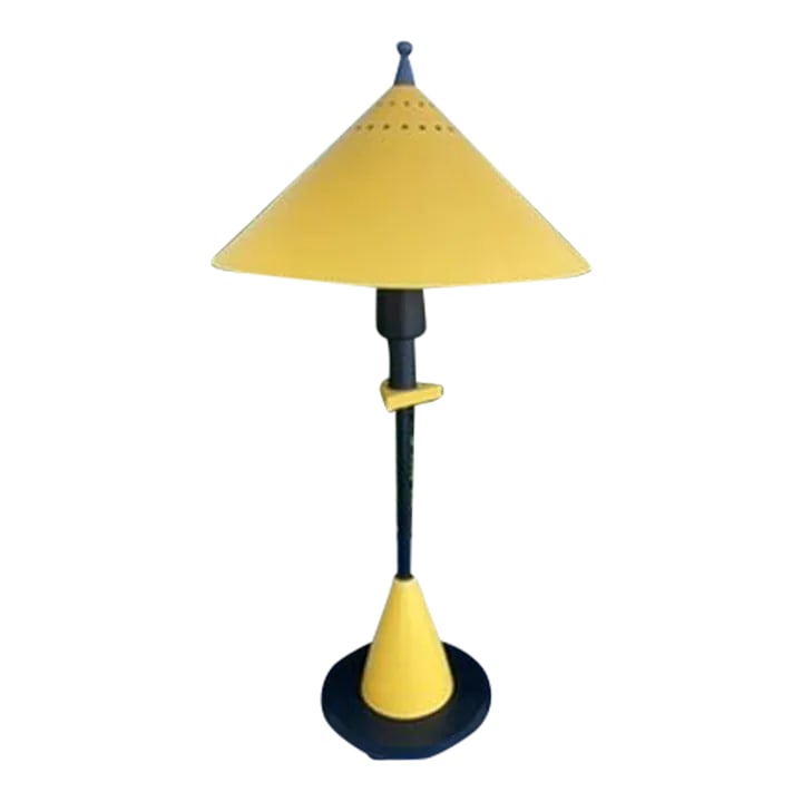 1980's Be-Yang Yellow Post Modern Memphis Milano Style Table Lamp: A serious pop! This yellow 1980's Be-Yang Post Modern Memphis Milano Style Table Lamp is so fun! The contrasting black and yellow accents make for great interest. The metal shade is a great touch. Wou