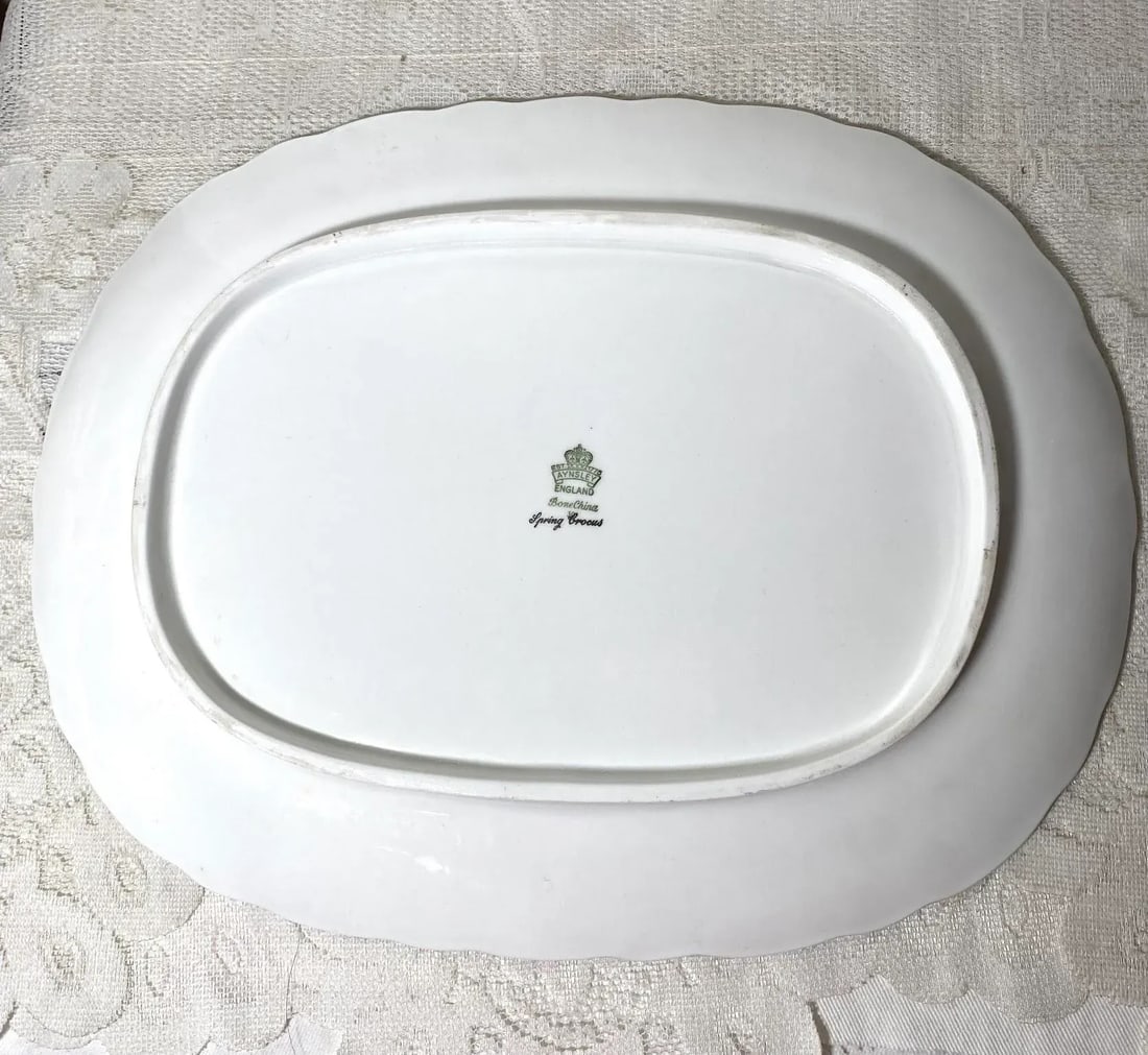 1980s Aynsley John England "Spring Crocus" Large Serving Platter - Rectangular, Glossy White, Crocus - 4