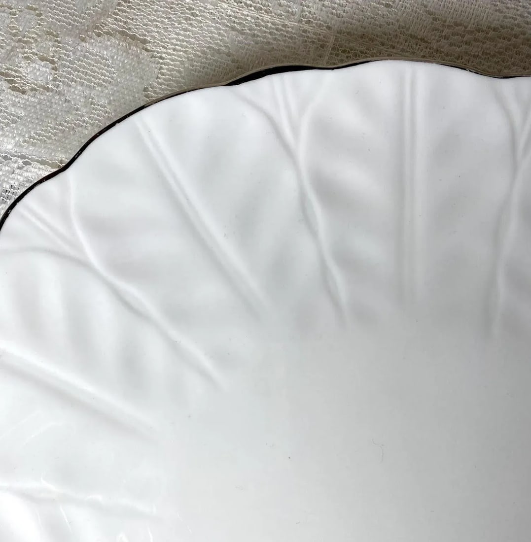 1980s Aynsley John England "Spring Crocus" Large Serving Platter - Rectangular, Glossy White, Crocus - 5
