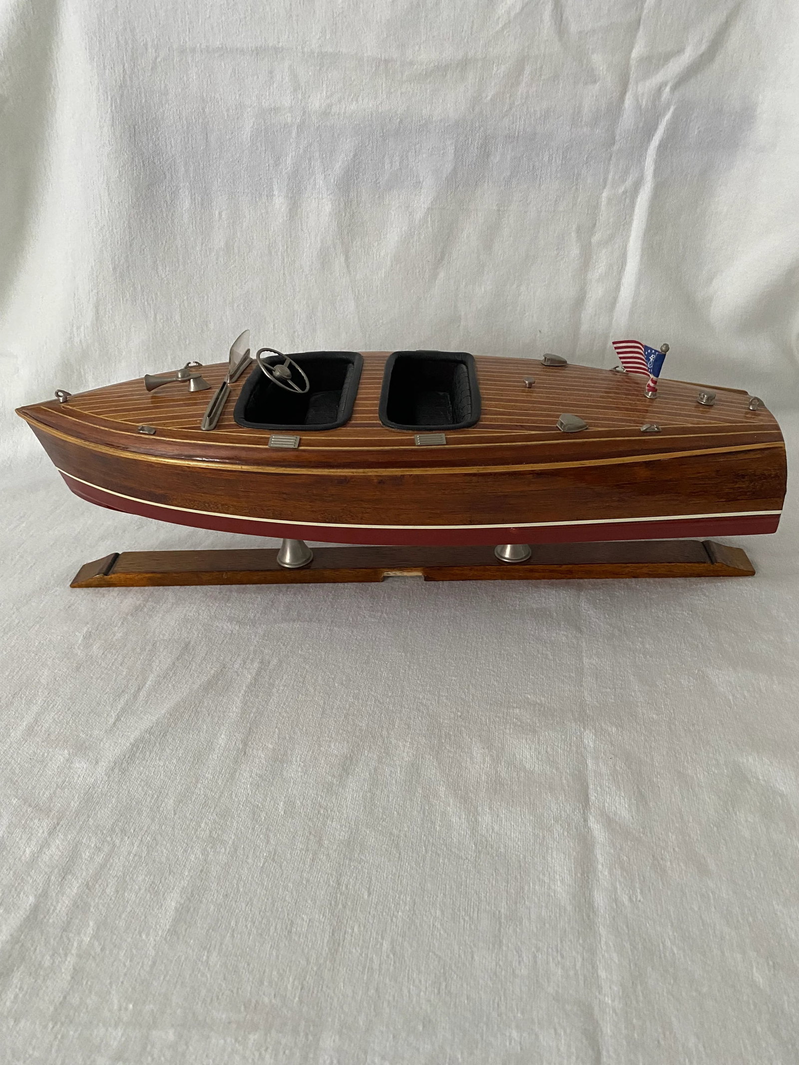 Vintage Wooden Chris Craft Model Boat - 9