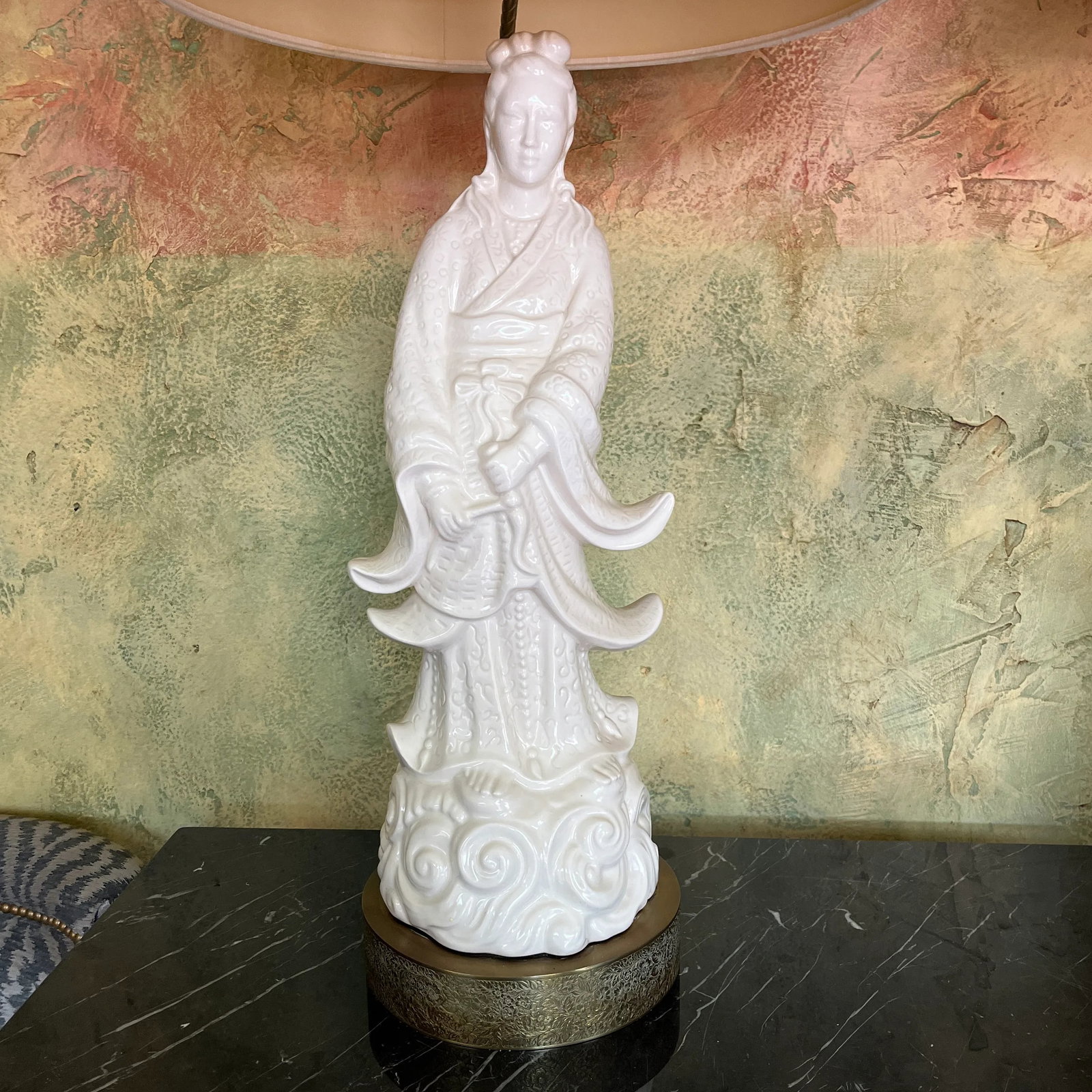 1950s Chinoiserie Blanc De Chine Figural Table Lamps Large Scale- A Pair - 4