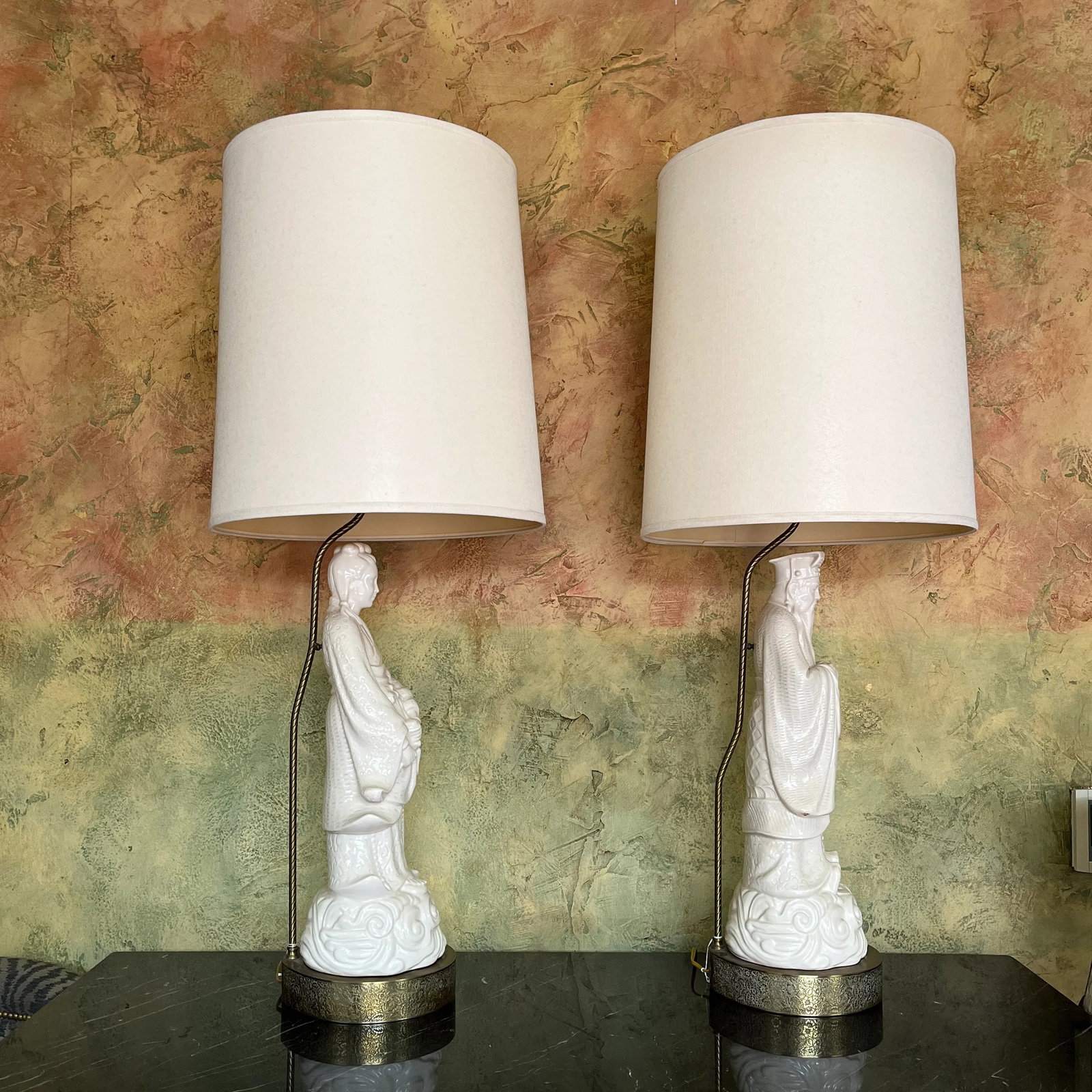 1950s Chinoiserie Blanc De Chine Figural Table Lamps Large Scale- A Pair - 7