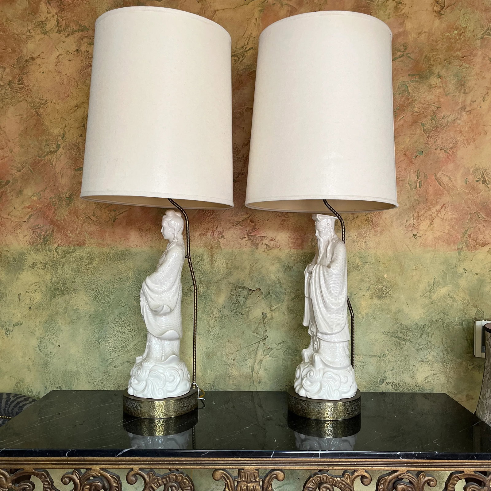 1950s Chinoiserie Blanc De Chine Figural Table Lamps Large Scale- A Pair - 8