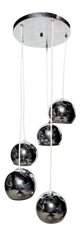 1960s Goffredo Reggiani Five Tiered Chrome Globe Hanging Lamp: Goffredo Reggiani Hanging Pendant with 5 Chrome eyeball shades, circa 1960. Featuring spiral tiered Chrome globes with black matte interiors, white coated wire and round Chrome cap. Reflective. Italia