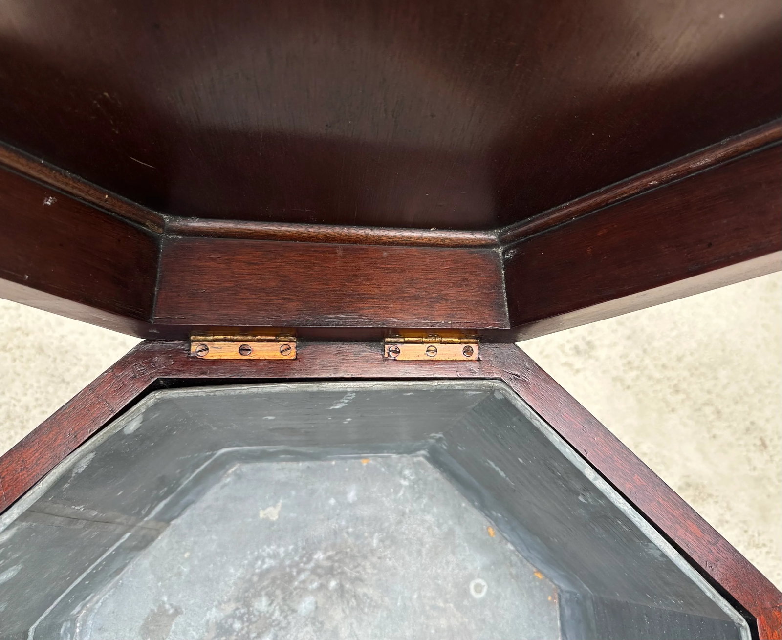 Mahogany Cellarette Wine Cooler Chippendale Style - 9