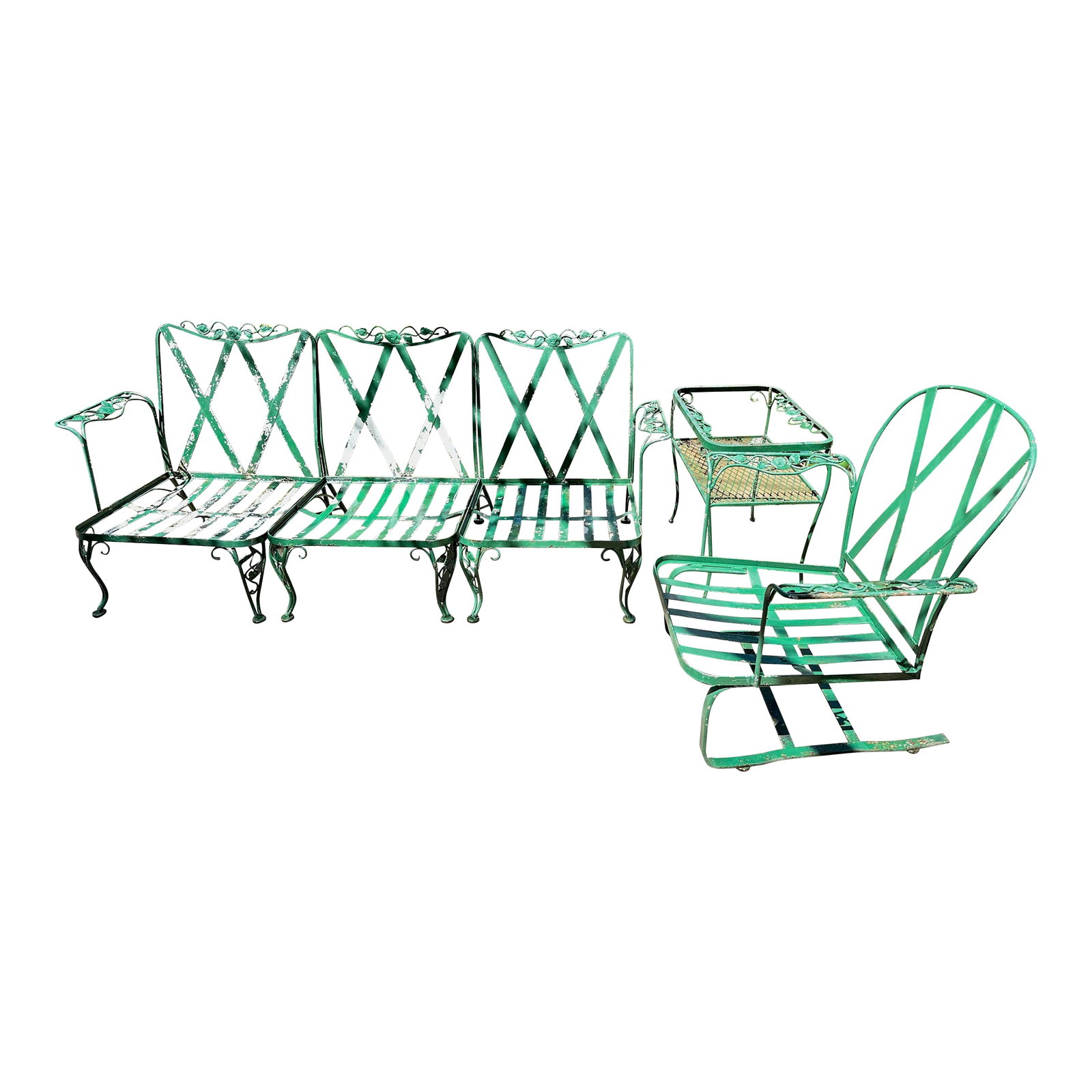 Vintage Woodard Chantilly Rose Iron Sectional Sofa, Rocker & Side Table: Vintage Woodard Chantilly Rose Iron Out door set, with sectional Sofa, Rocker and side Table This is a beautiful vintage patio set by Woodard, a renowned brand in outdoor furniture. The 3 seat